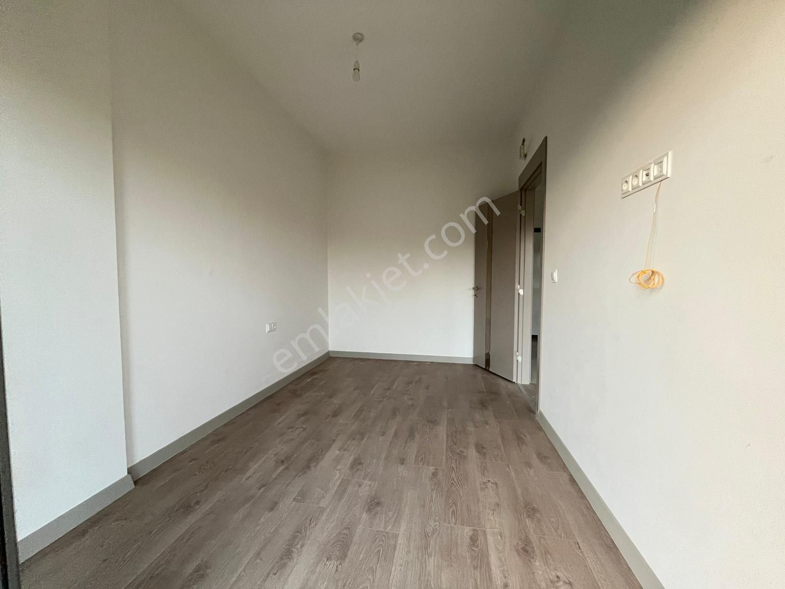 Avsallar Mh Aktiviteli Sitede Bahçeli 1+1 Satılık Daire - Görsel 24