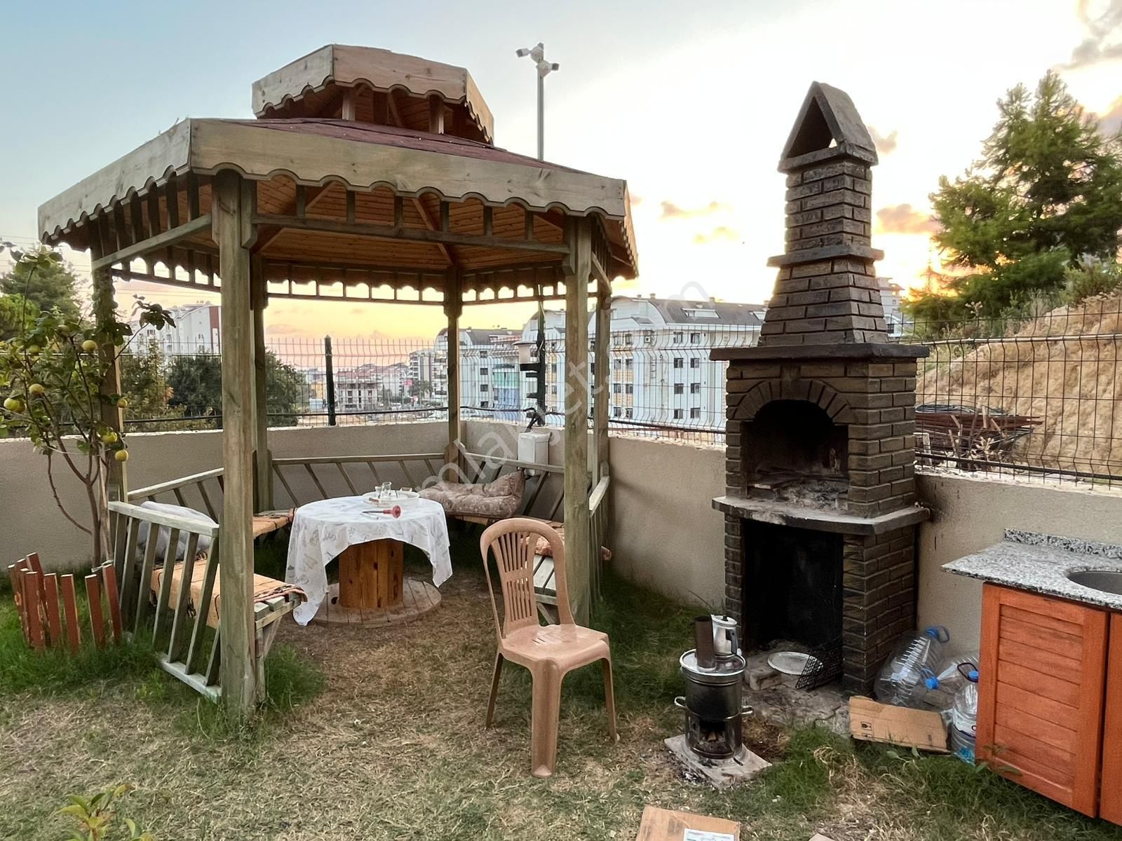 Avsallar Mh Aktiviteli Sitede Bahçeli 1+1 Satılık Daire - Görsel 8