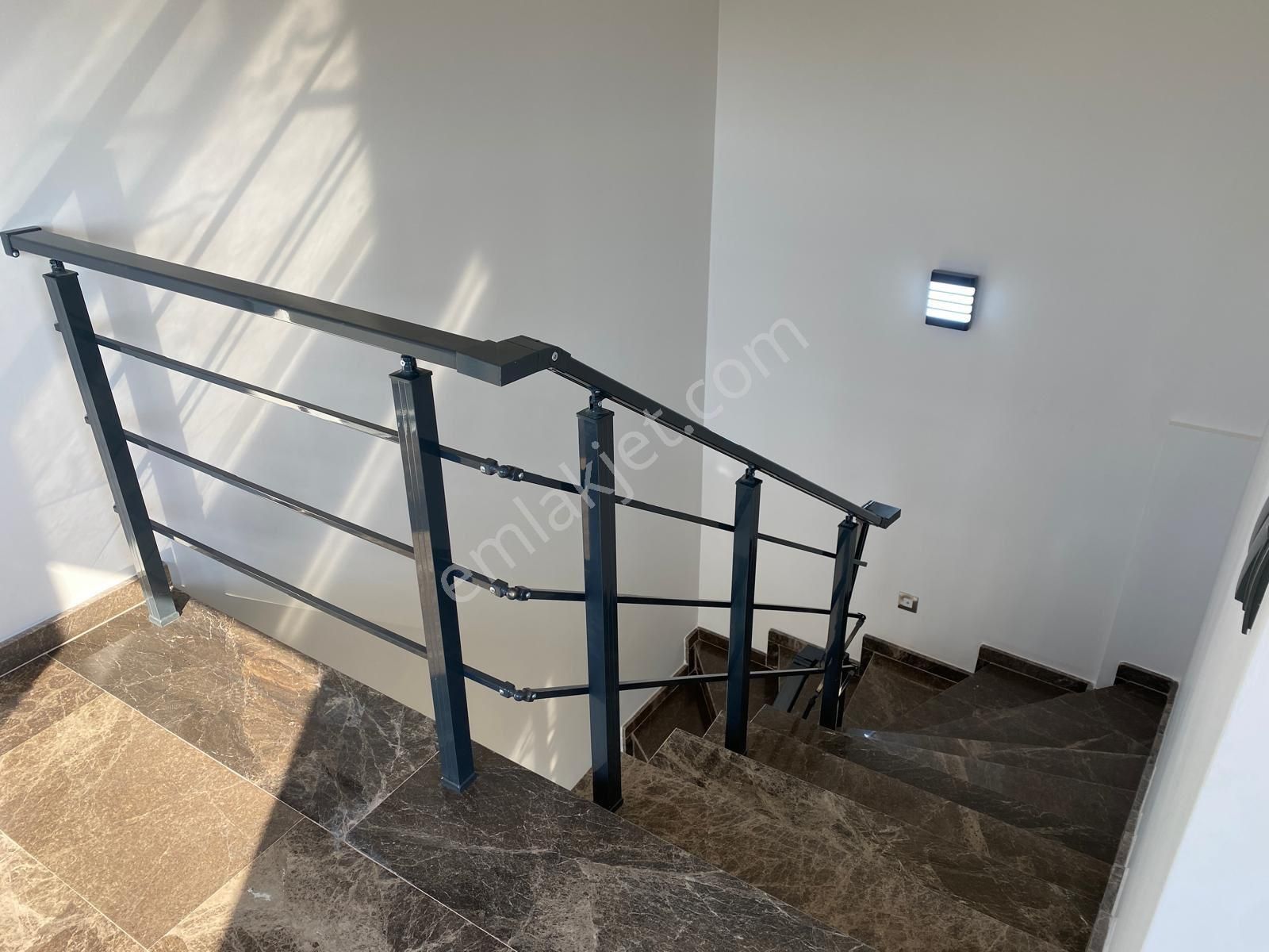 Özderede Ekstra Bahçe Katı Dairesi Olan Lüks Yazlık - Görsel 20