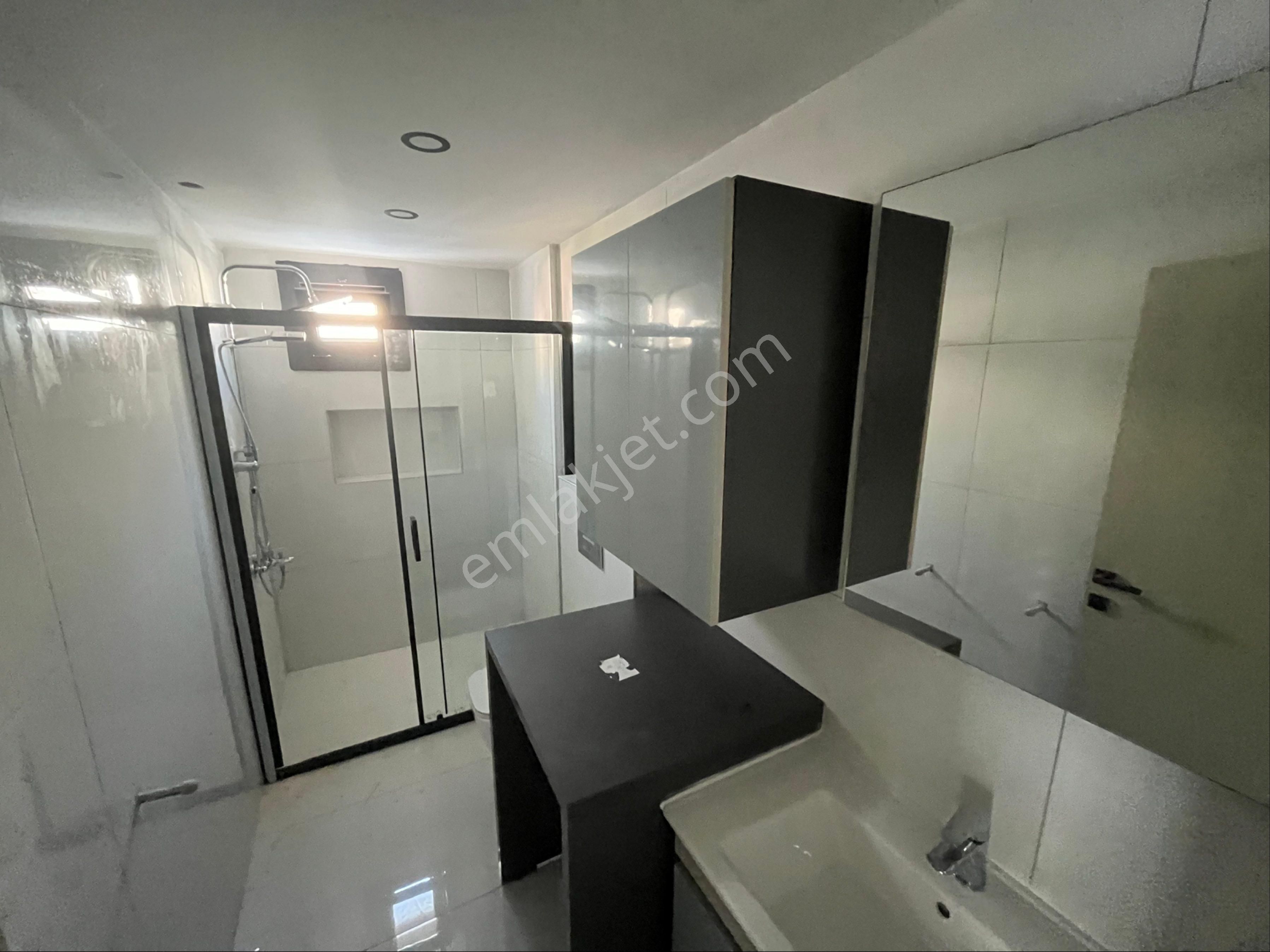 Çukuraltında Otoparklı Lüks Villa - Görsel 14