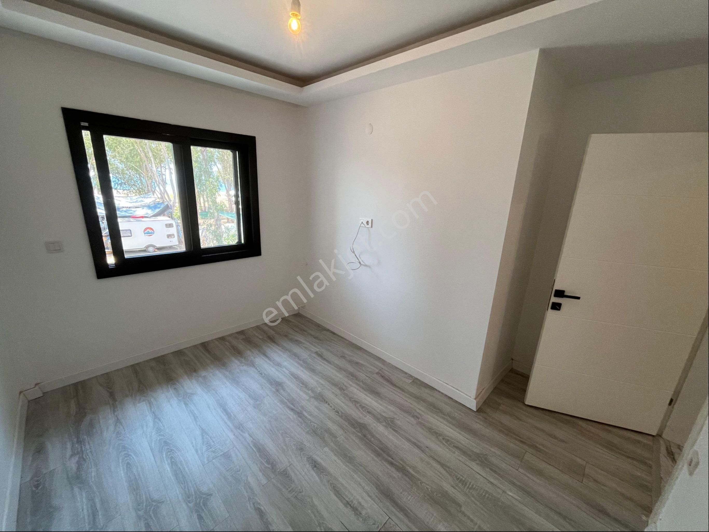 Denize Sıfır Villa ( Pazarlık Ve Takasa Açık) - Görsel 15