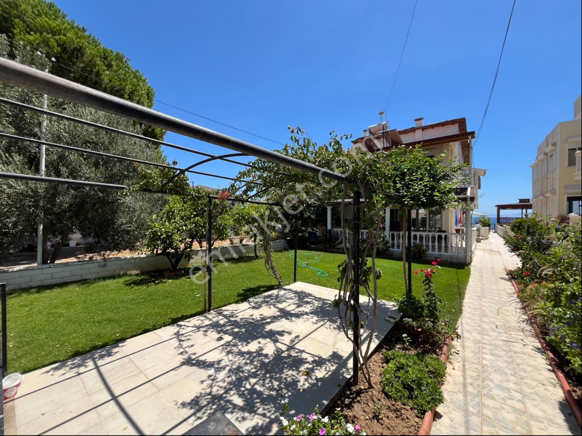 Çukuraltında Denize Sıfır Müstakil Bahçeli Villa - Görsel 14