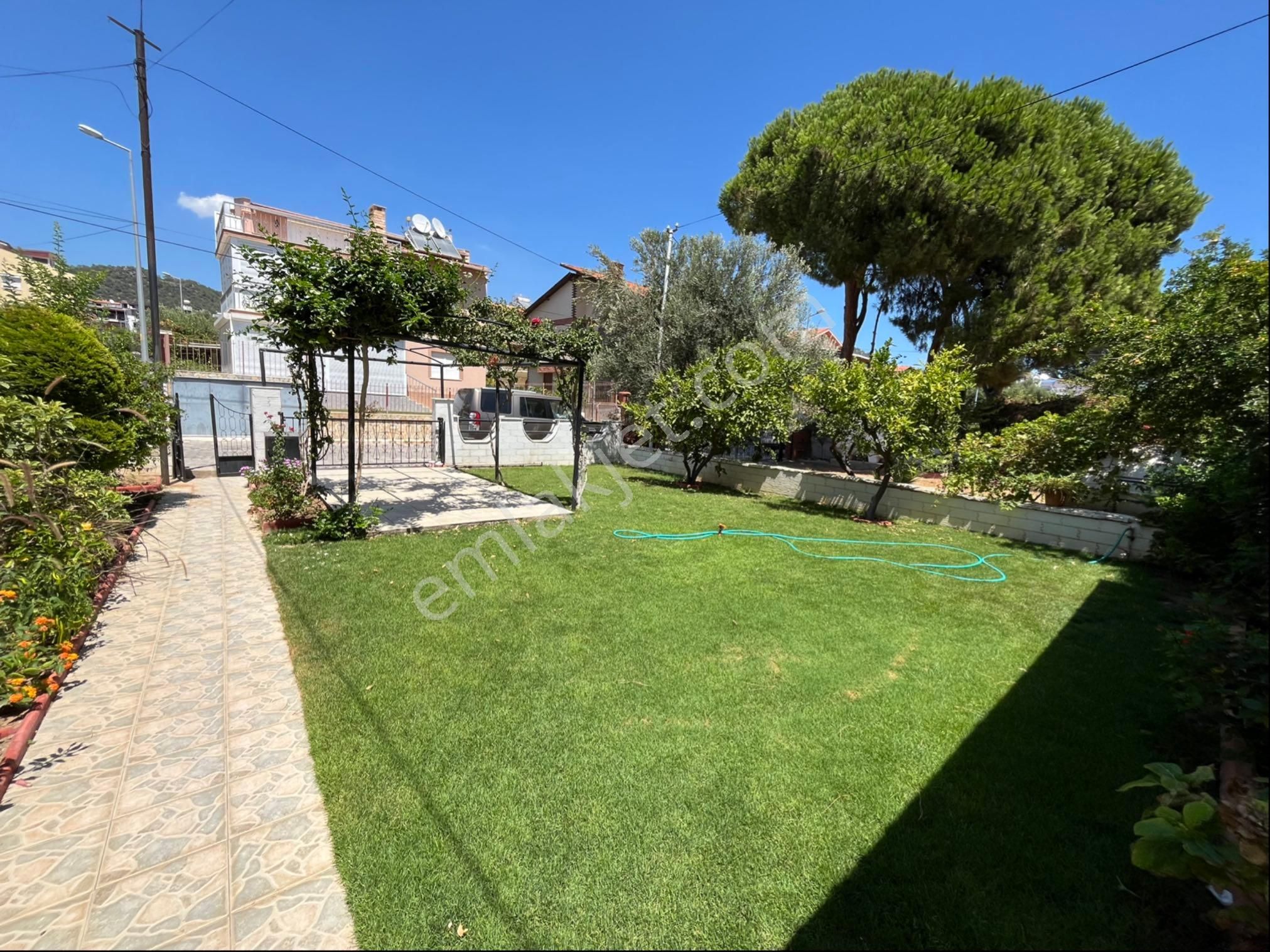 Çukuraltında Denize Sıfır Müstakil Bahçeli Villa - Görsel 5