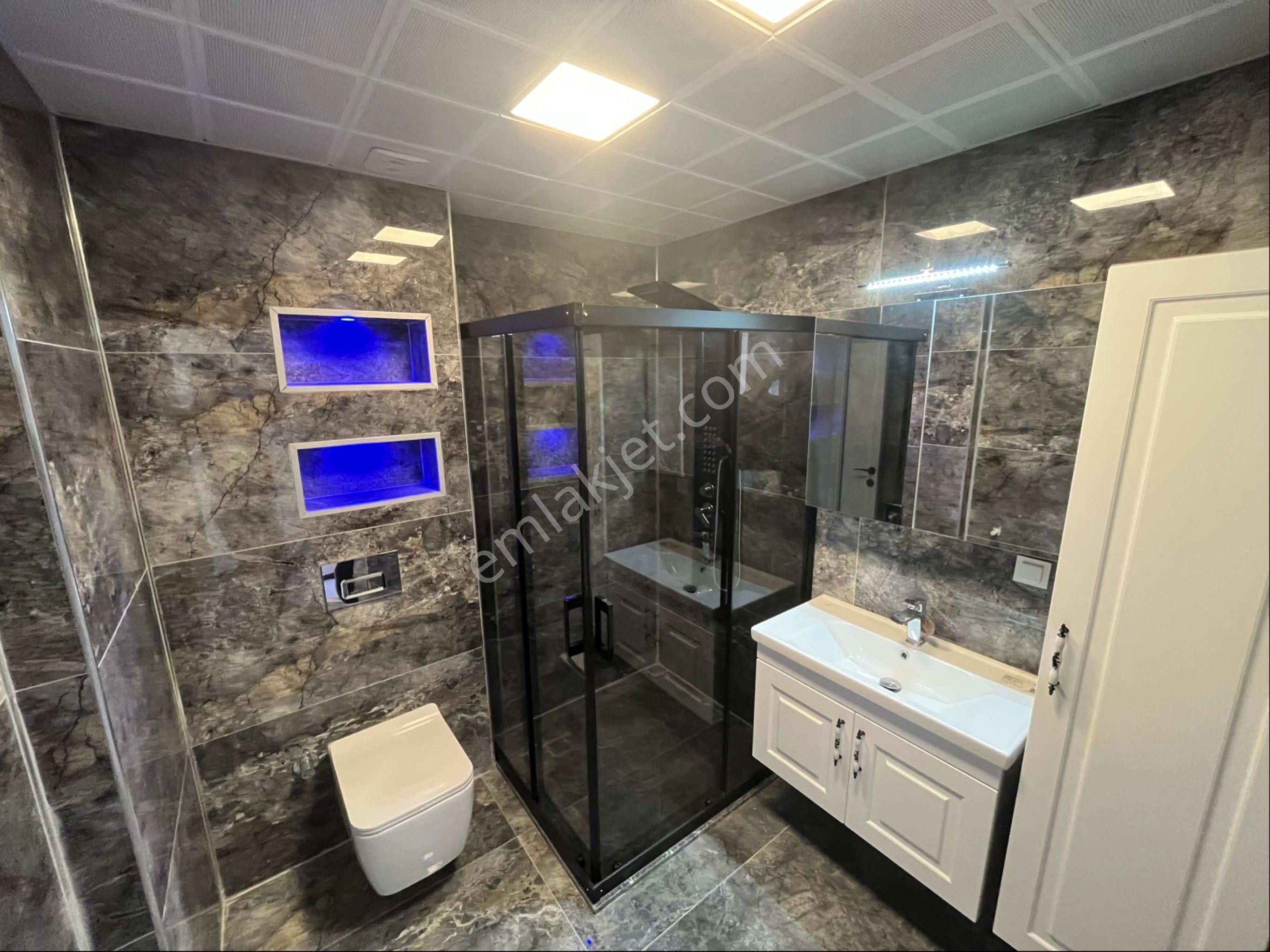 Özderede Zeminden Manzaralı Otoparklı Lüks Villa - Görsel 23