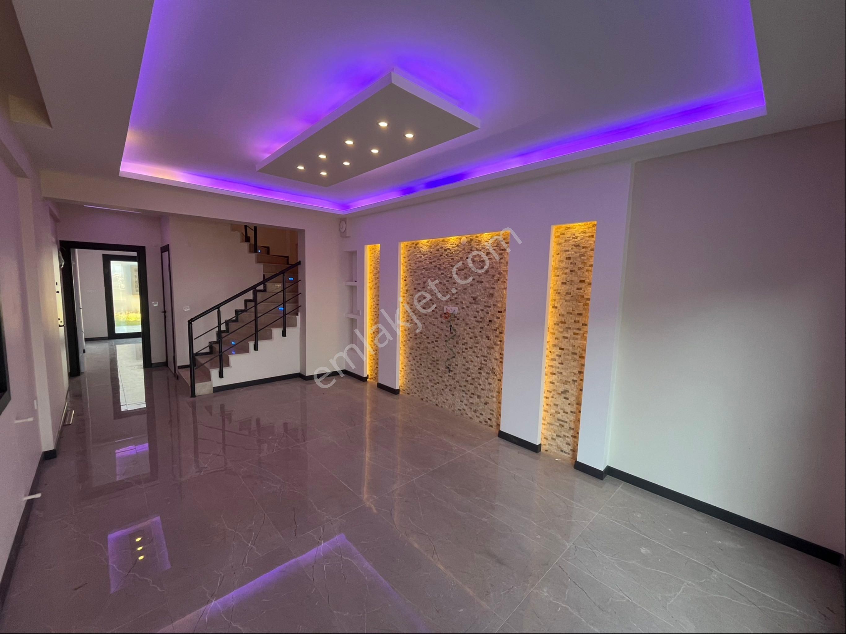 Özderede Zeminden Manzaralı Otoparklı Lüks Villa - Görsel 7