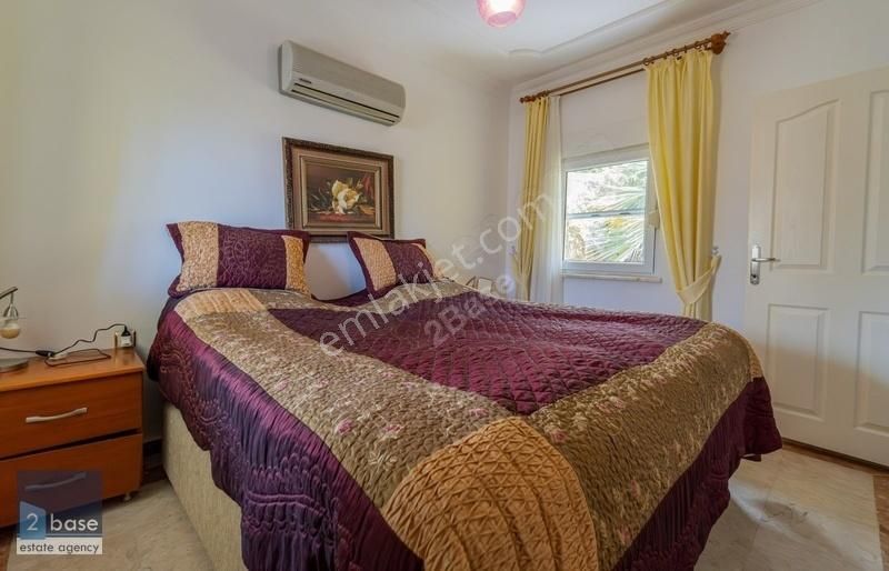 Alanyada Kargıcak'ta Gülistan Sitesinde Satılık 3+1 Villa - Görsel 2