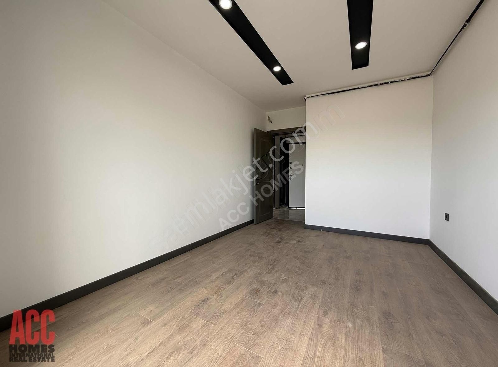 Acc Homes'tan Altıntaş'ta 3 Bloklu Nezih Site İskanlı 1+1 Daire - Görsel 12