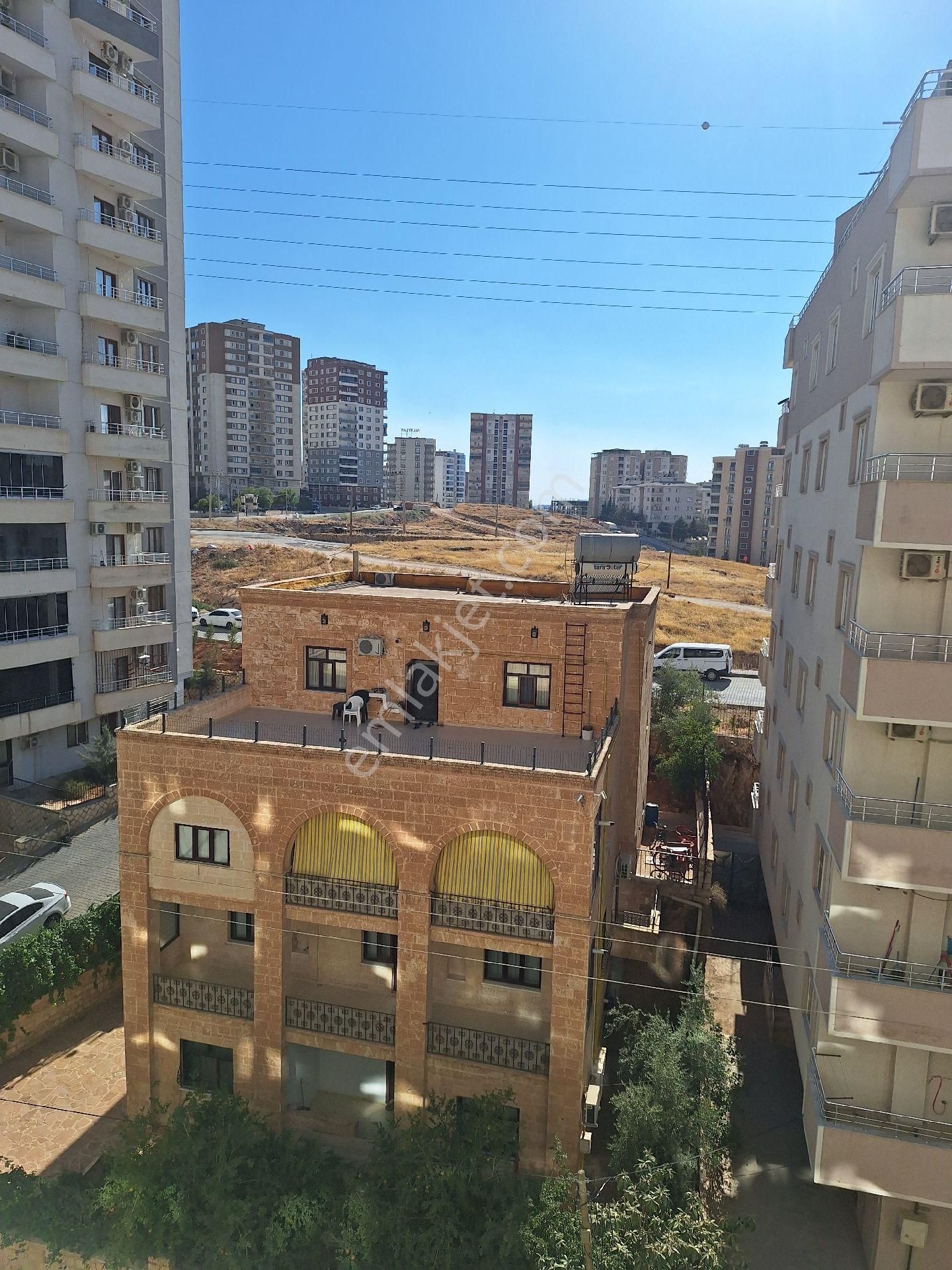 Değer Emlak'tan 4+1 Çok Güzel Daire Satılıktır - Görsel 5