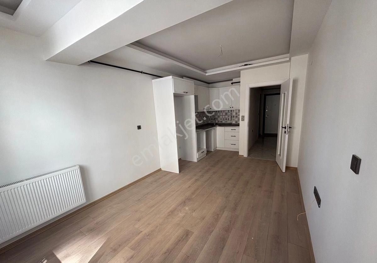 Denızmende Harika Bir Konumda Arakat Sıfır 2+1 Daire - Görsel 11