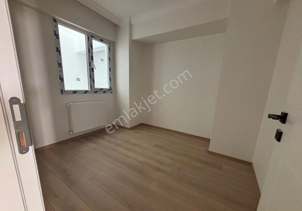 Denızmende Harika Bir Konumda Arakat Sıfır 2+1 Daire - Görsel 8