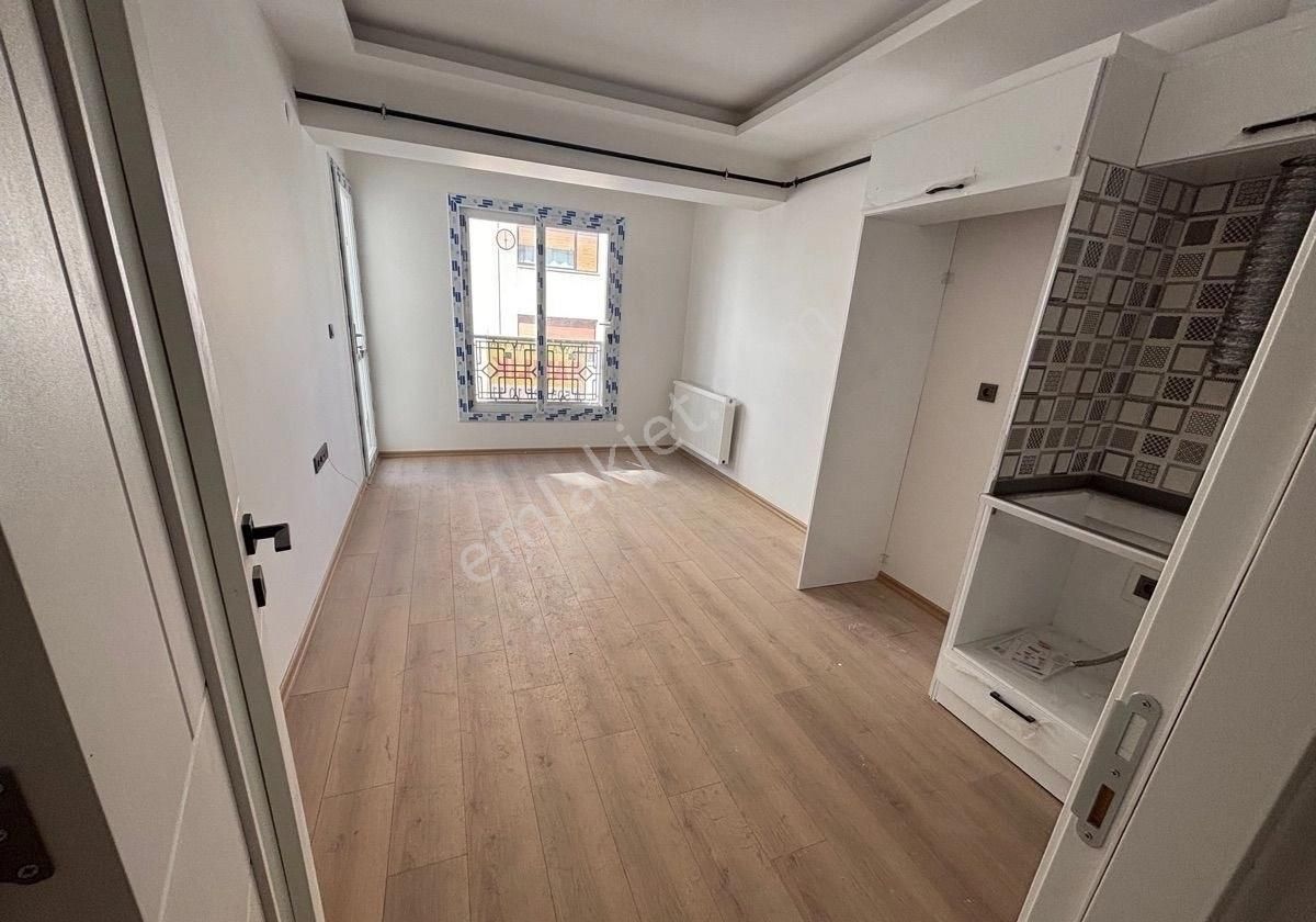 Denızmende Harika Bir Konumda Arakat Sıfır 2+1 Daire - Görsel 3