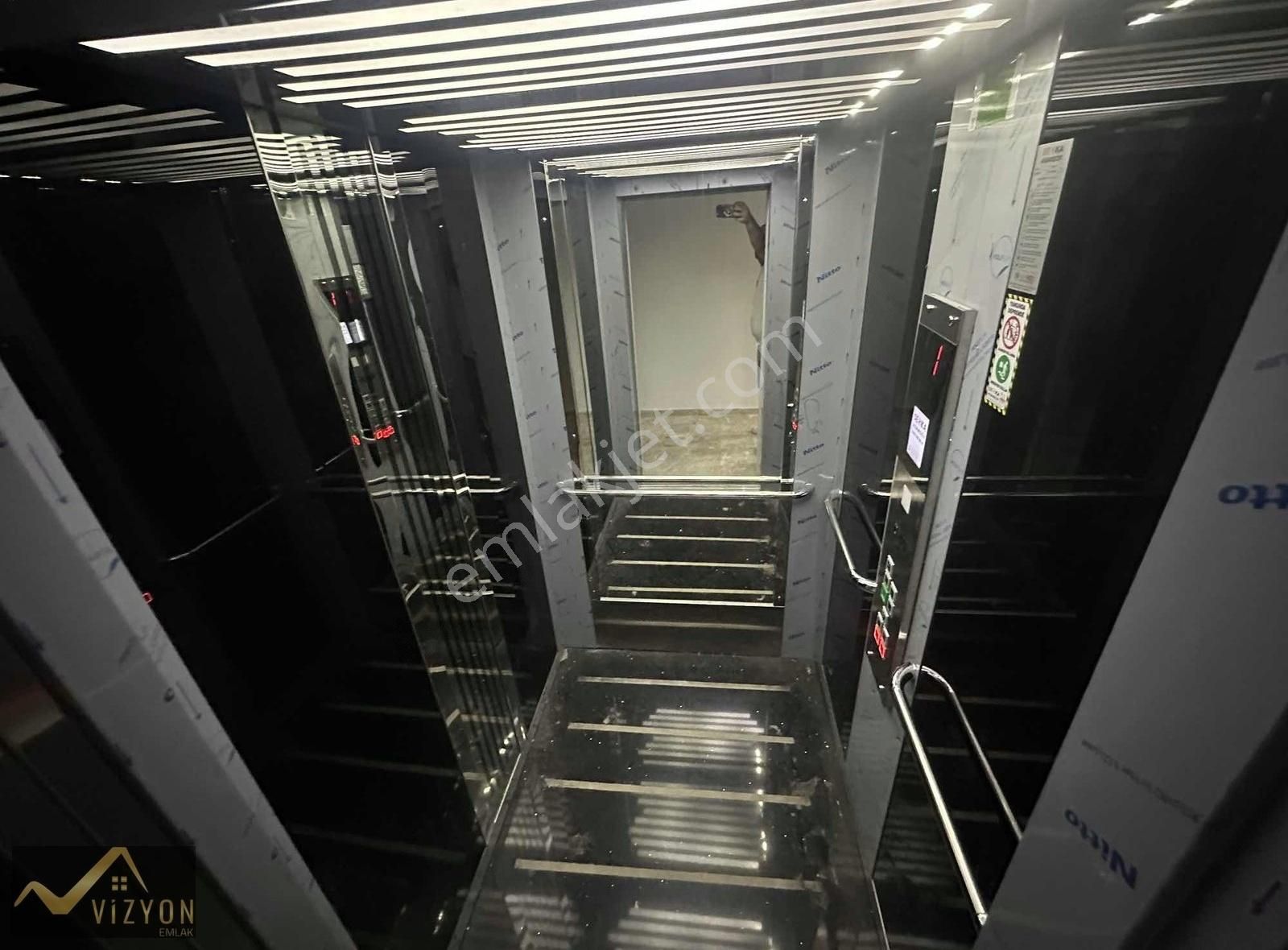 Vizyon Emlaktan Satılık 2+1 Arakat Butik Site İçi Ön Cephe - Görsel 20