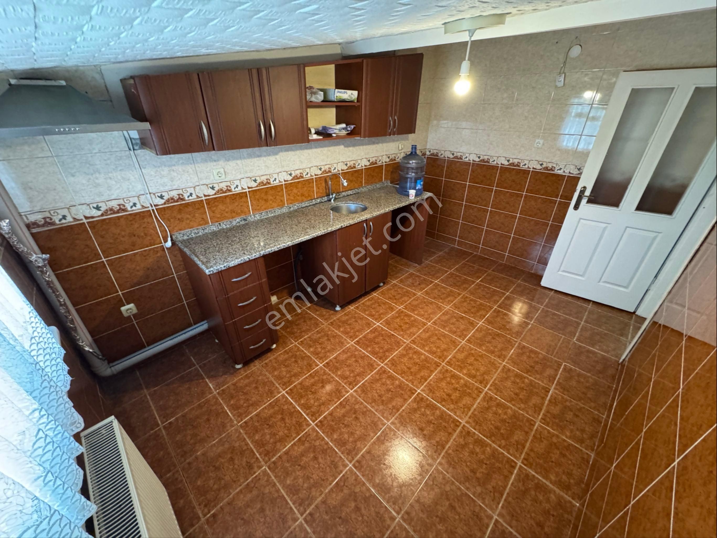 Zaferyapı Gayrimenkulden Kiralıkçatıkatı 2+1 100m2 Kombili Aile Binası Cebeci Mahde - Görsel 22