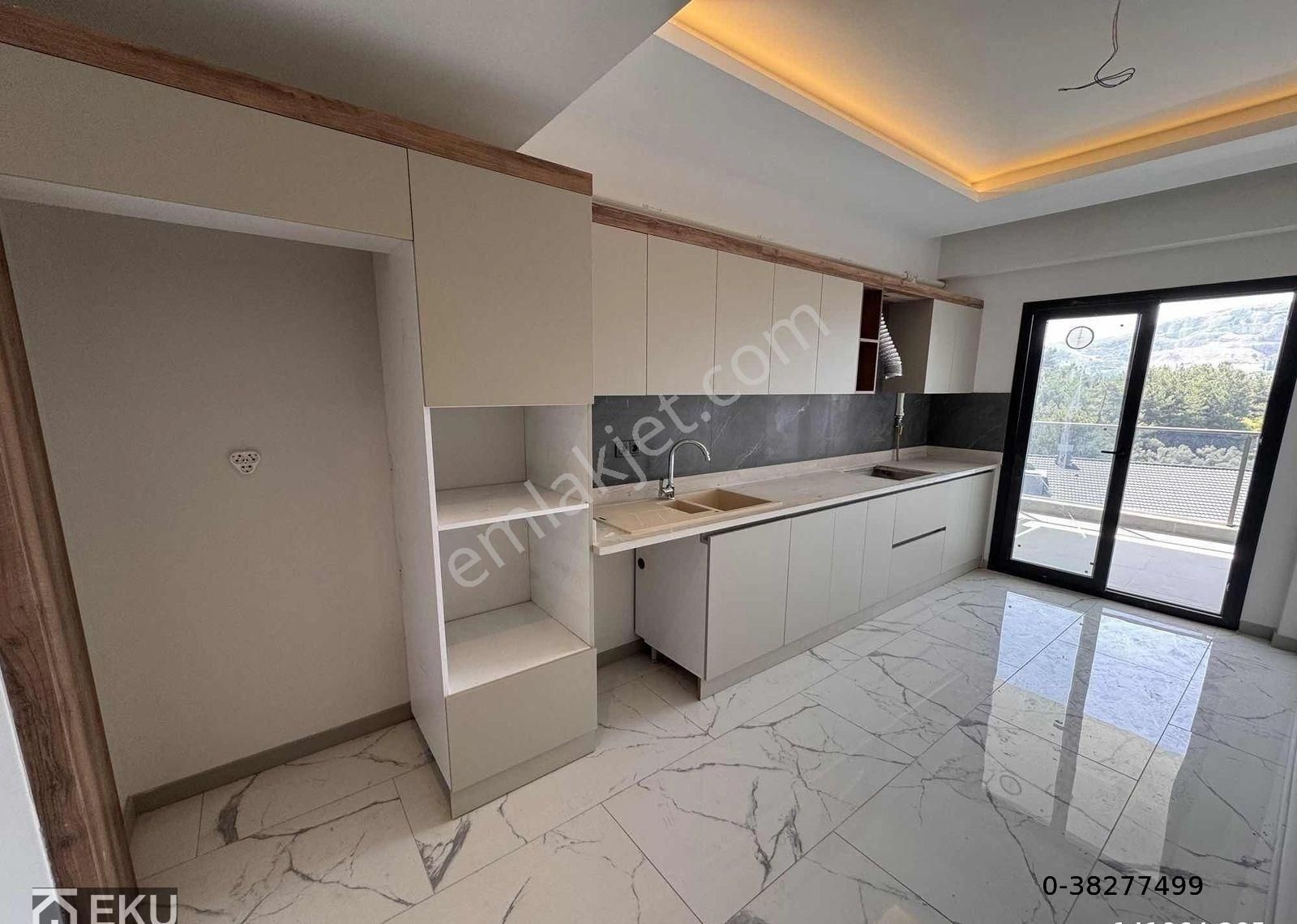 Kuşadası'nda Satılık Sıfır 3+1 Daire - Görsel 13