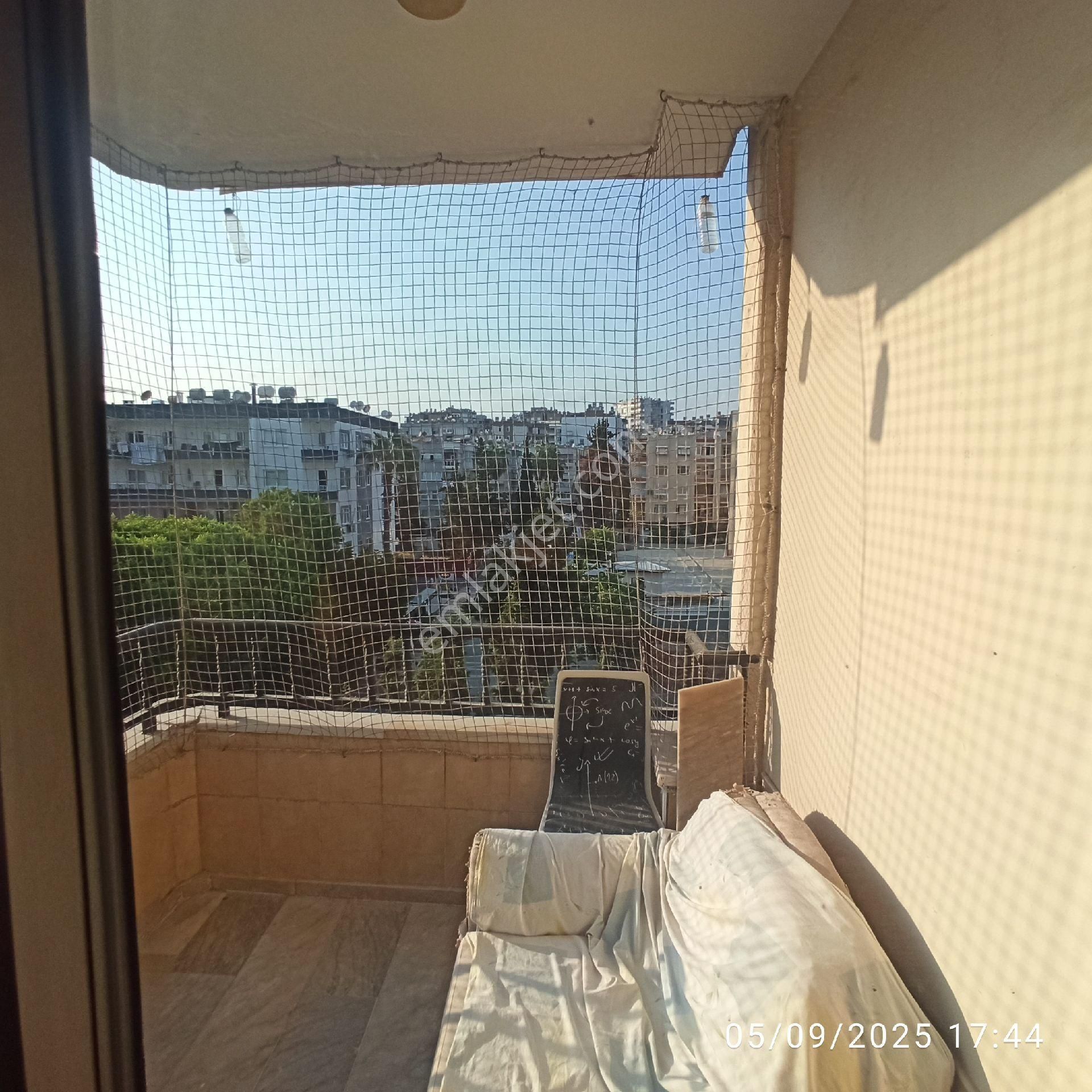 Mersin Yenişehir Palmiye Mh Satılık 3+1 Kombili Daire - Görsel 12