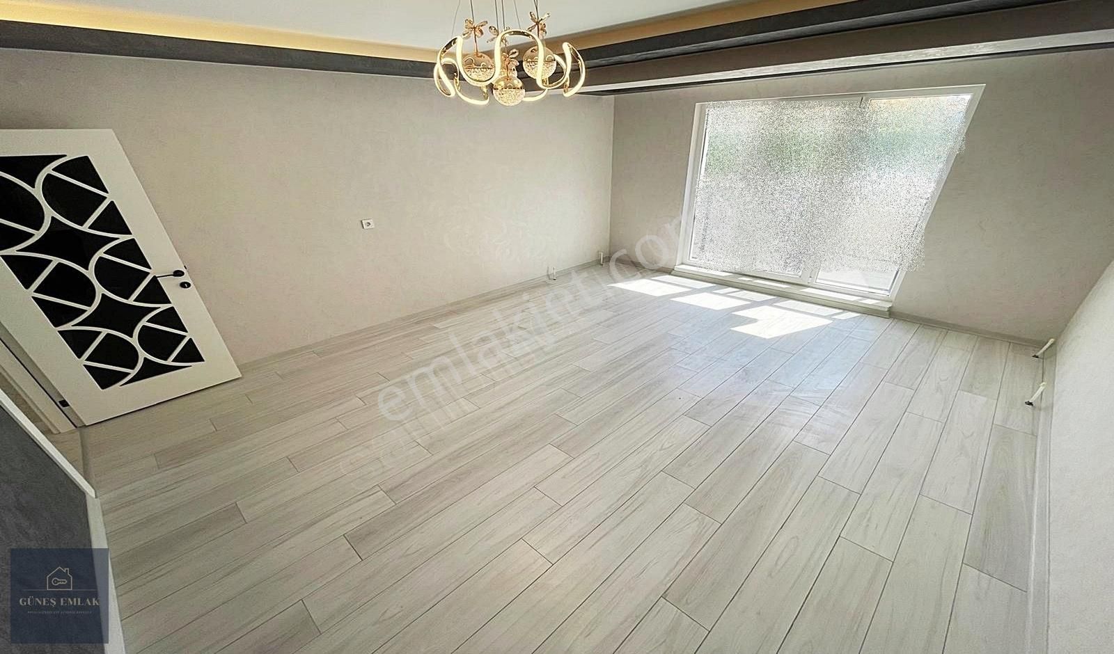 Güneş Emlak Yenikent'te Köşe Başı Önü Açık Ful Yapılı Daire - Görsel 16