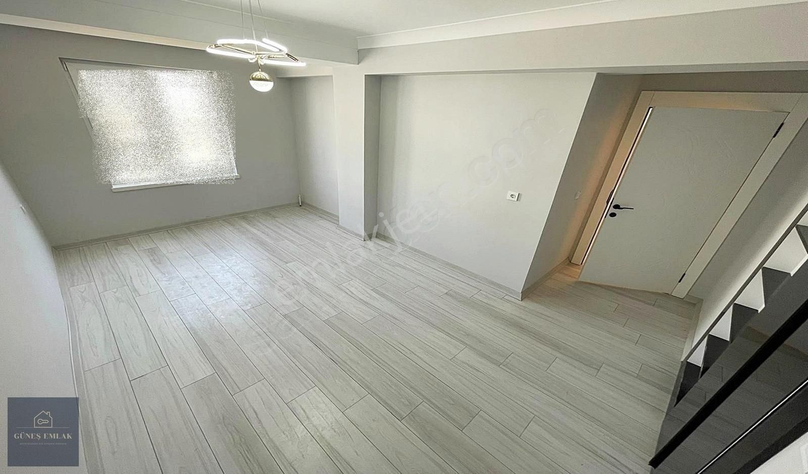 Güneş Emlak Yenikent'te Köşe Başı Önü Açık Ful Yapılı Daire - Görsel 20