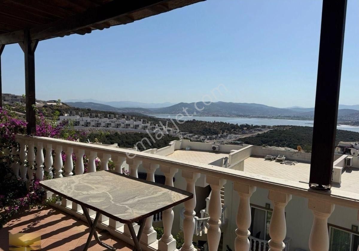 Özel Plajlı Sitede Satılık Üstkat Ferah Daire Bakımlı Ev İndirimli Fırsatı Kaçırmayın - Görsel 22