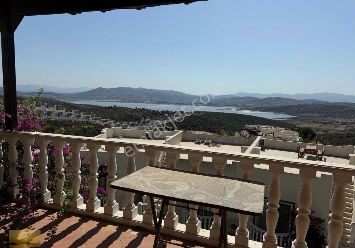 Özel Plajlı Sitede Satılık Üstkat Ferah Daire Bakımlı Ev İndirimli Fırsatı Kaçırmayın - Görsel 32