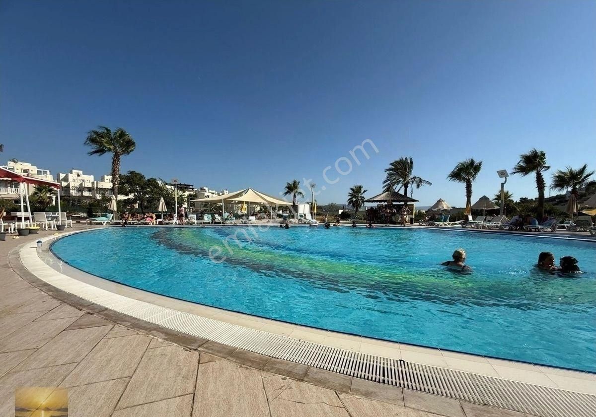 Özel Plajlı Sitede Satılık Üstkat Ferah Daire Bakımlı Ev İndirimli Fırsatı Kaçırmayın - Görsel 19