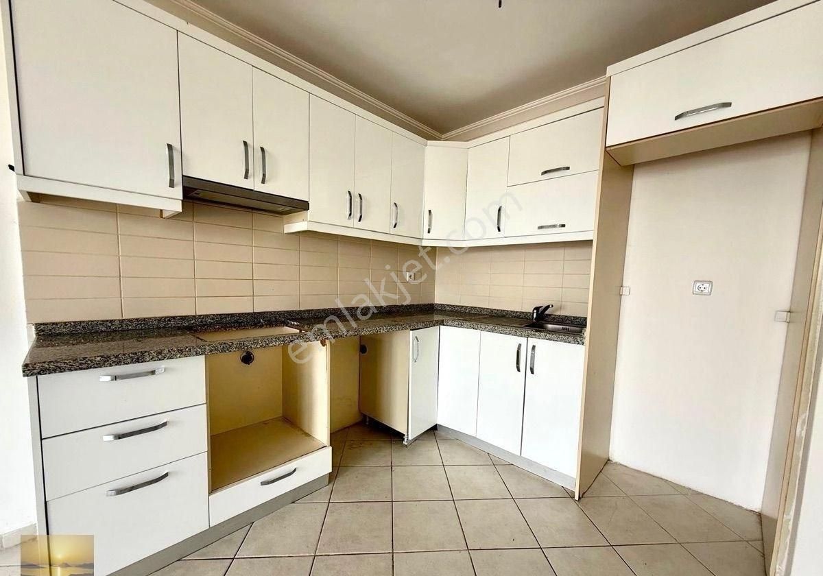 Özel Plajlı Sitede Satılık Üstkat Ferah Daire Bakımlı Ev İndirimli Fırsatı Kaçırmayın - Görsel 9