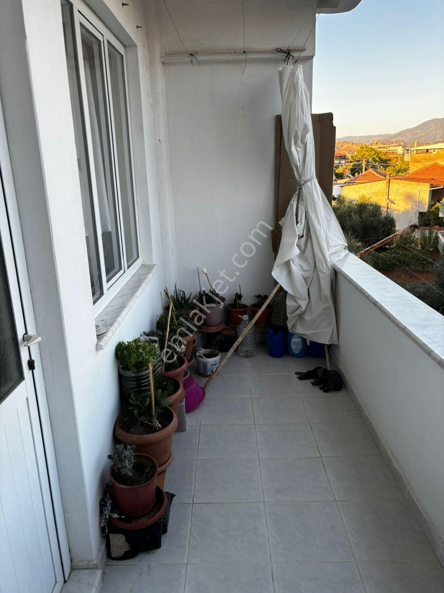 525 Yıldıztepe Mahallesinde Komple Satılık Bina - Görsel 7