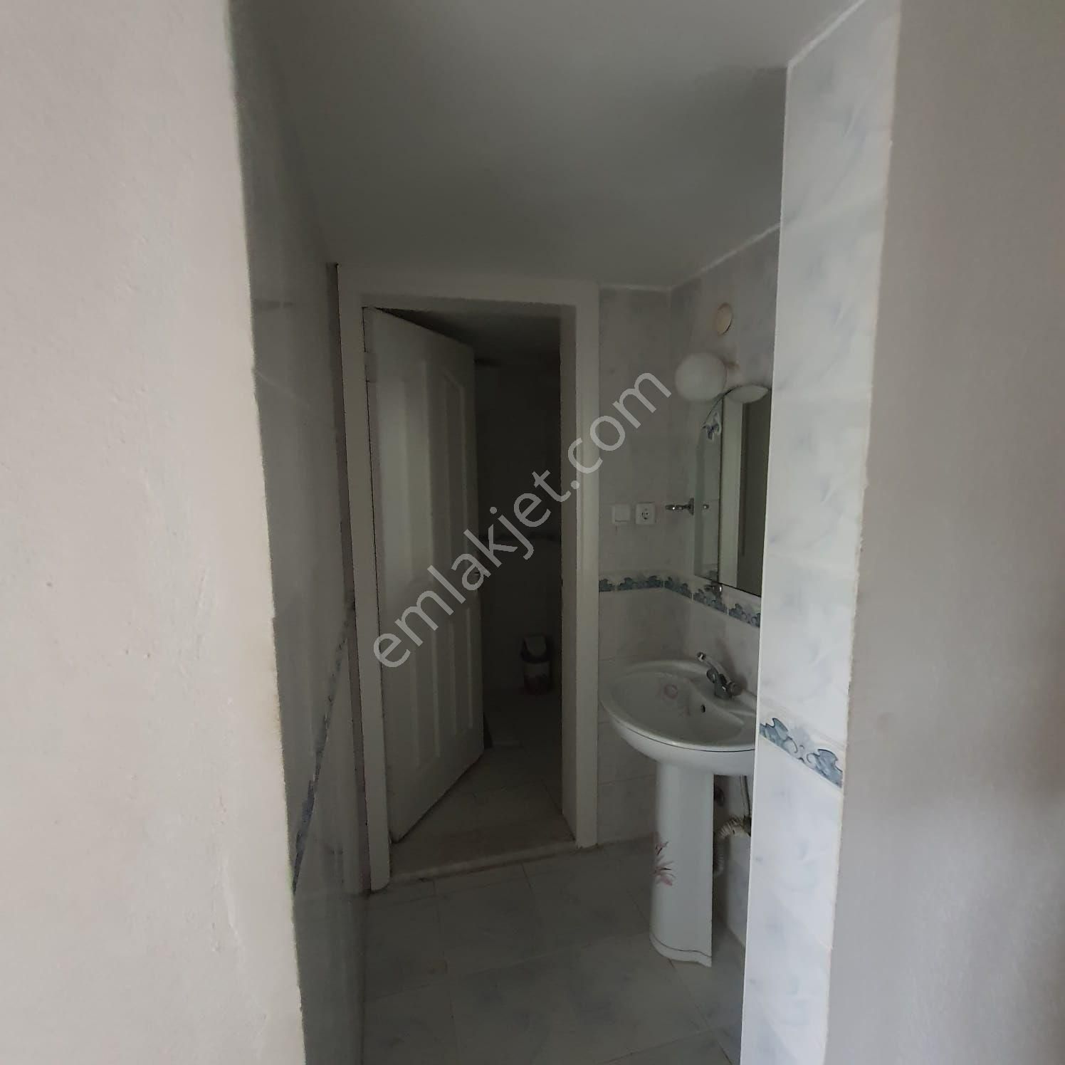 525 Yıldıztepe Mahallesinde Komple Satılık Bina - Görsel 29