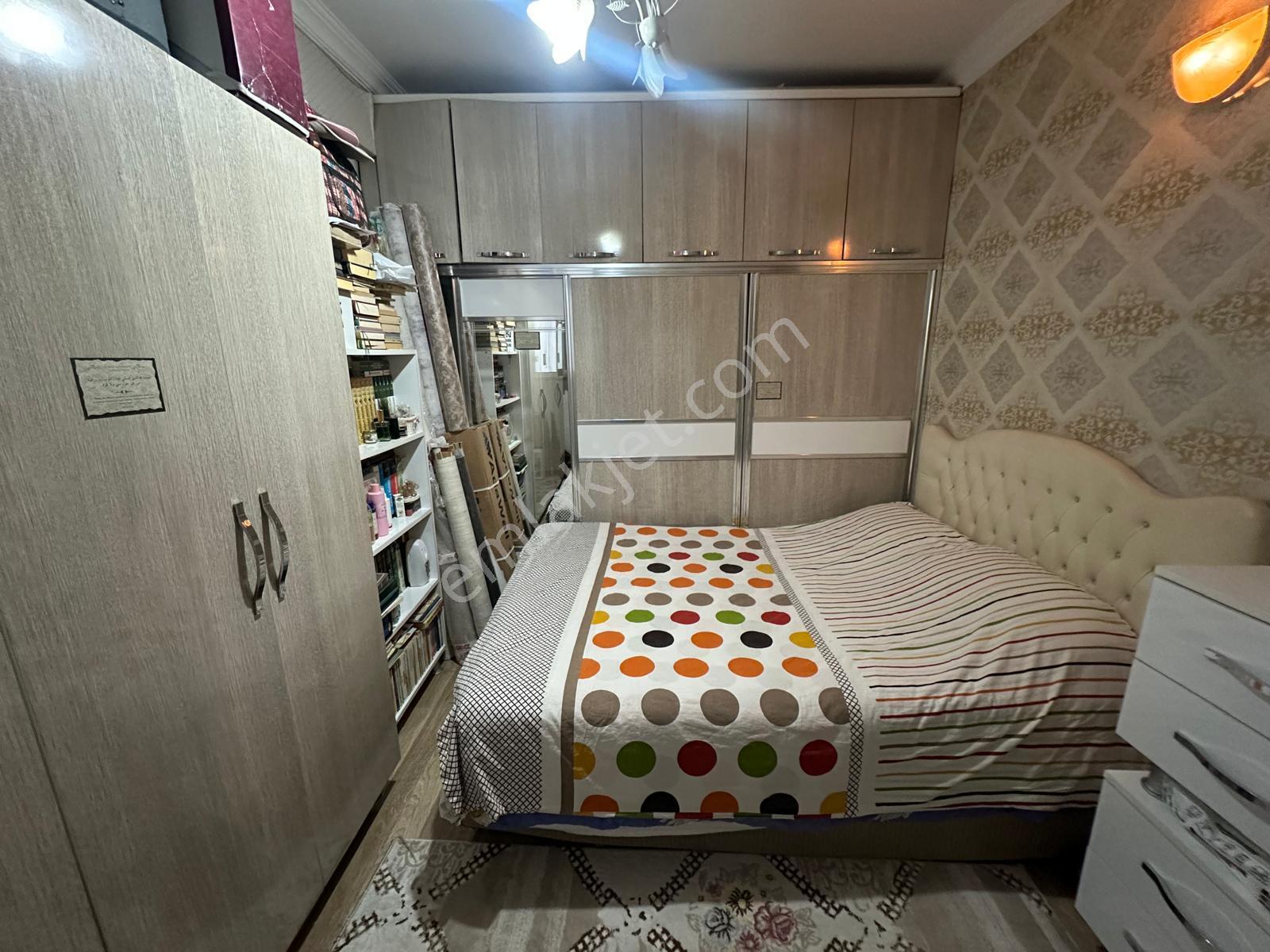 Akev Gayrimenkul'den Ahmet Yesevi'de Ara Kat Bakımlı 2+1 Daire - Görsel 11