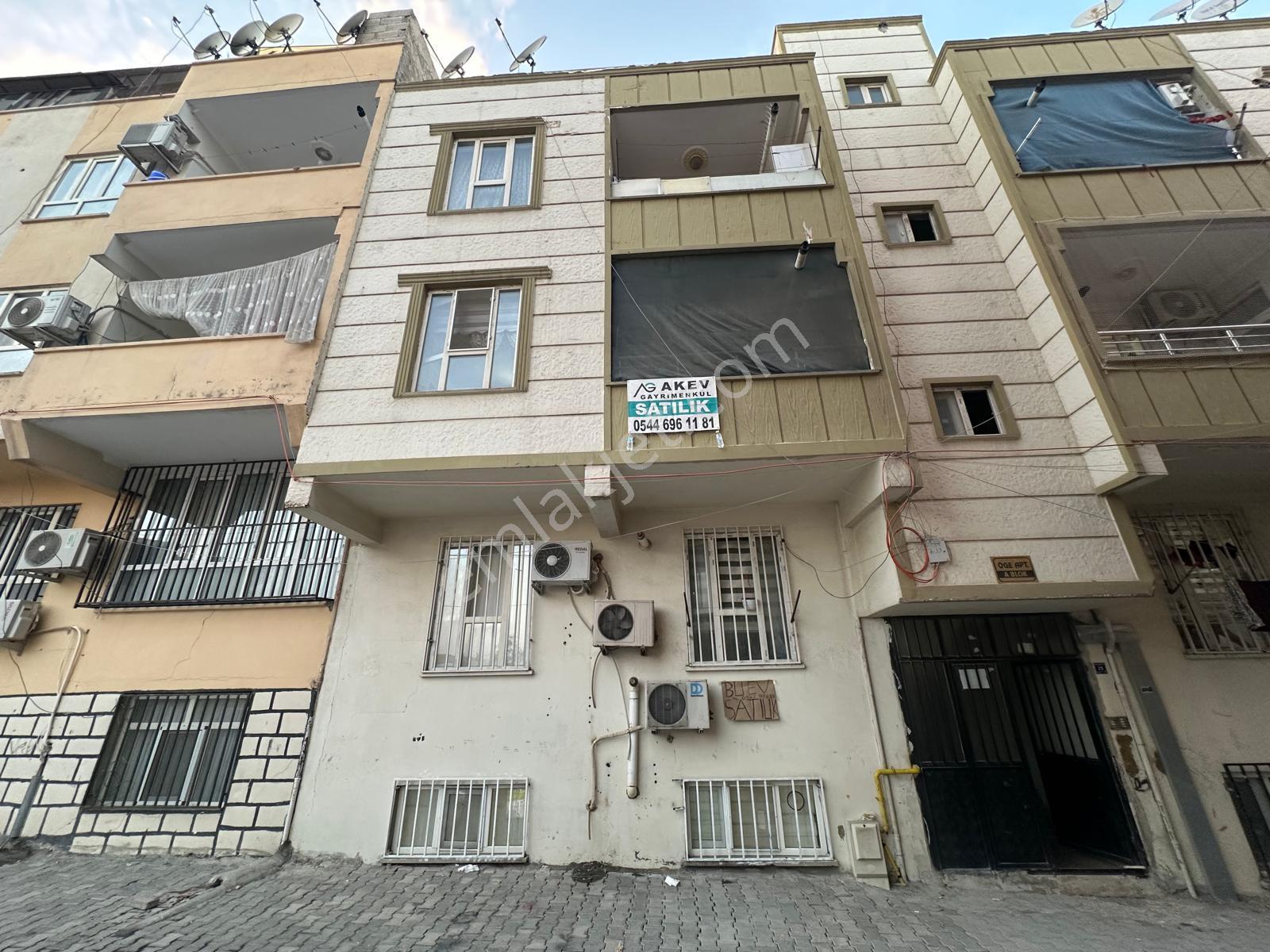 Akev Gayrimenkul'den Ahmet Yesevi'de Ara Kat Bakımlı 2+1 Daire - Görsel 16