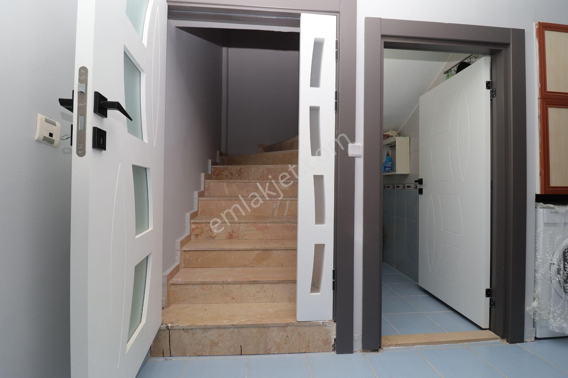 Akif'ten Elvan Mahallesinde Asansörlü 4+2 Teraslı Daire - Görsel 21