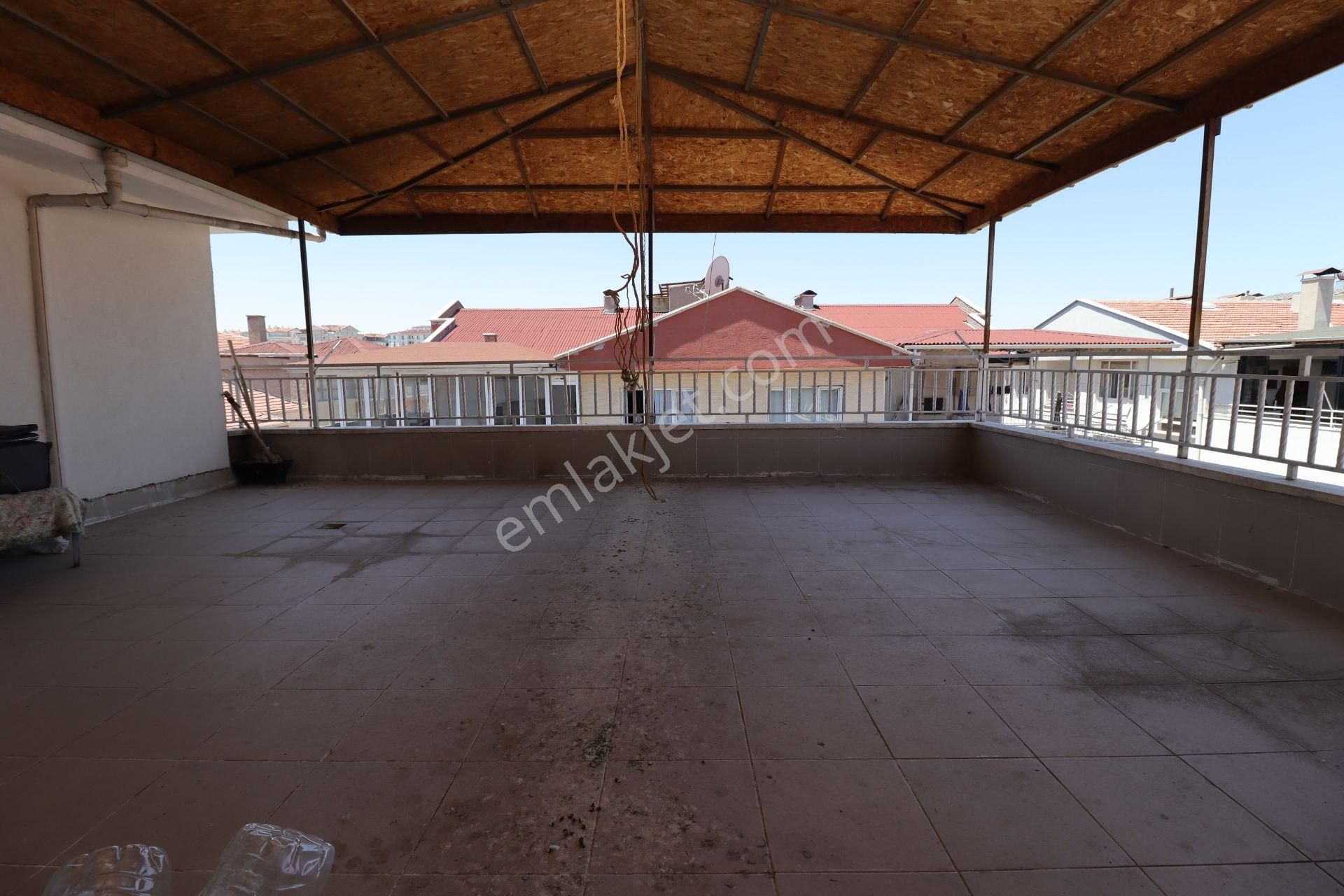 Akif'ten Elvan Mahallesinde Asansörlü 4+2 Teraslı Daire - Görsel 35