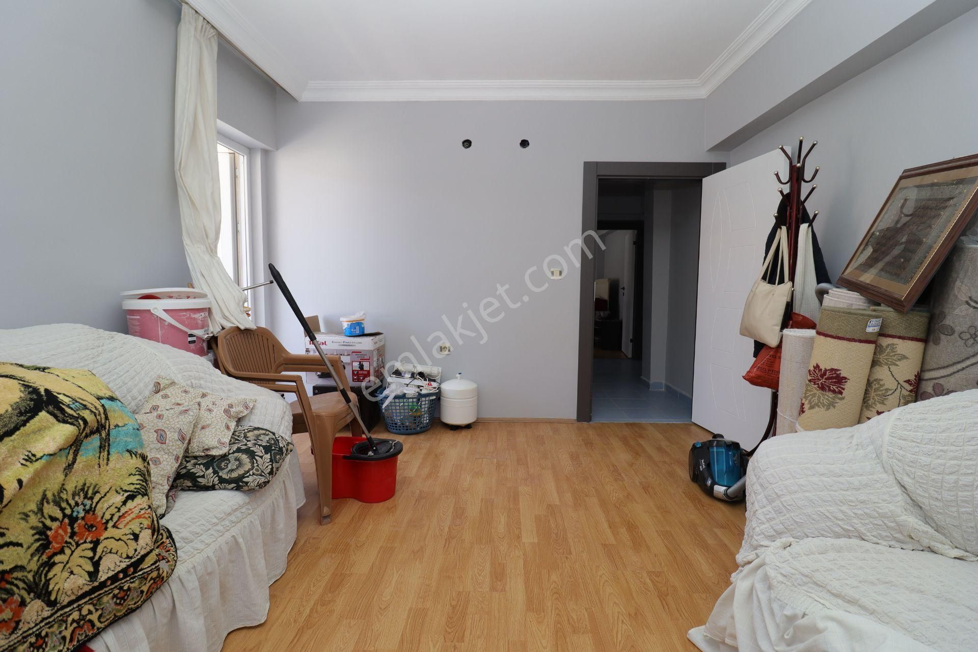 Akif'ten Elvan Mahallesinde Asansörlü 4+2 Teraslı Daire - Görsel 11