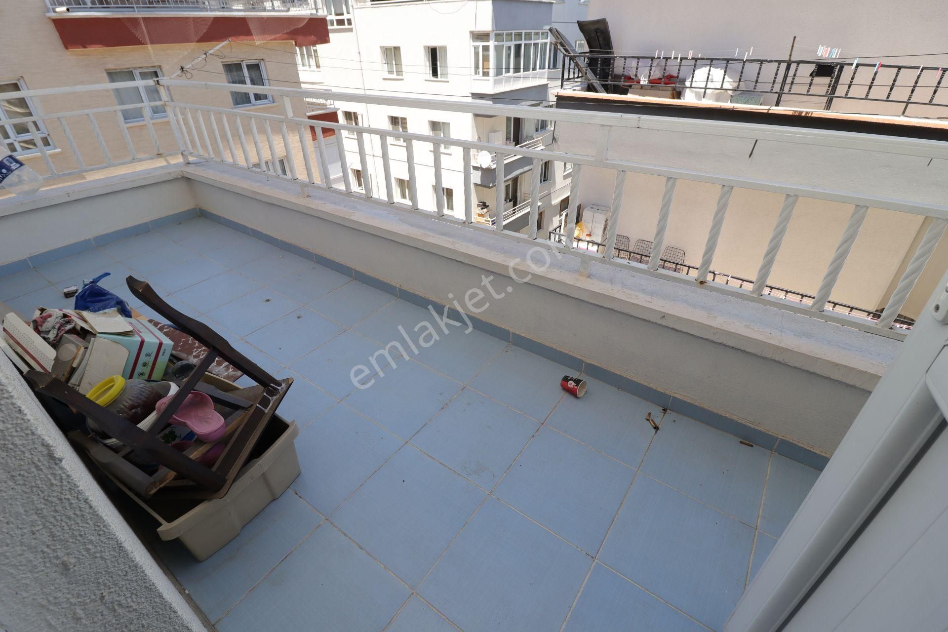 Akif'ten Elvan Mahallesinde Asansörlü 4+2 Teraslı Daire - Görsel 13