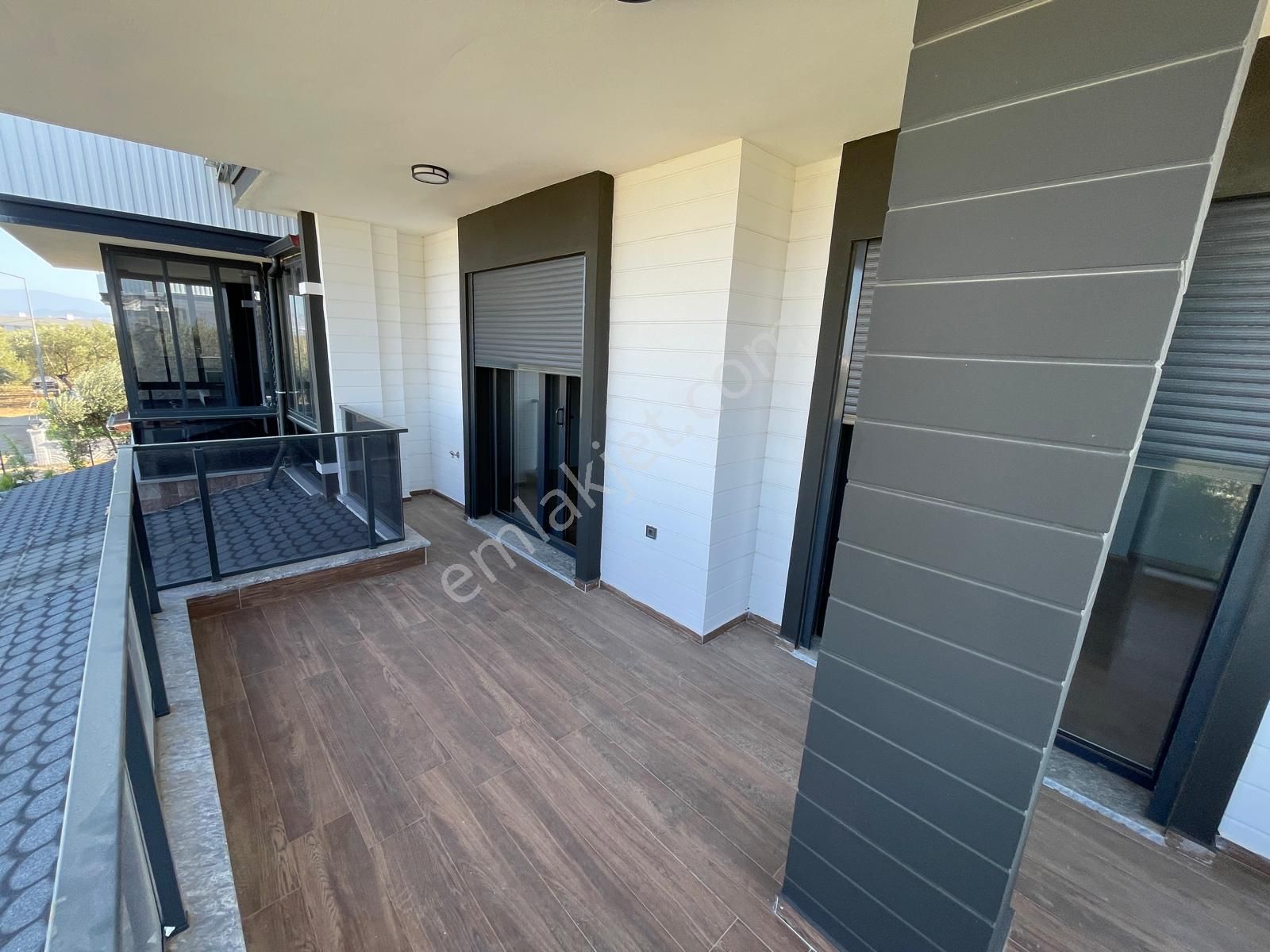 Sabri Pınarbaşı Gayrimenkul'den Güre Çamlıbel'de Satılık 6+1 Sıfır Villa - Görsel 18