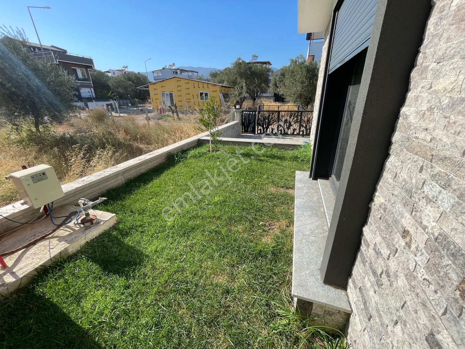 Sabri Pınarbaşı Gayrimenkul'den Güre Çamlıbel'de Satılık 6+1 Sıfır Villa - Görsel 17