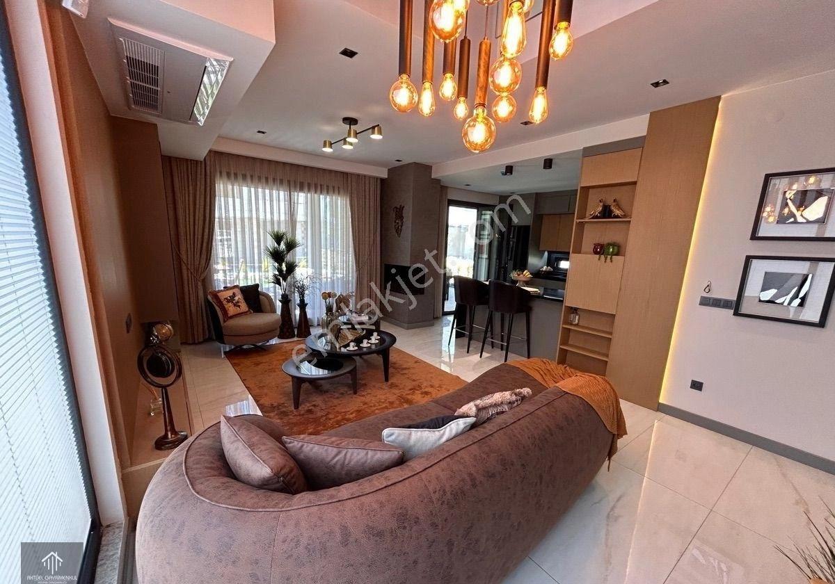 Kuşadası Değirmendere Mah. Denize Yakın Müstakil 4+1 Sıfır Kaliteli Lüks Villa - Görsel 12
