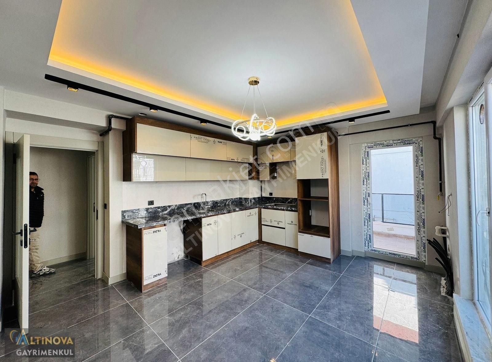 Keçiörende Ultra Lüx Yapılı Satılık Sıfır 3+1 Daire - Görsel 9