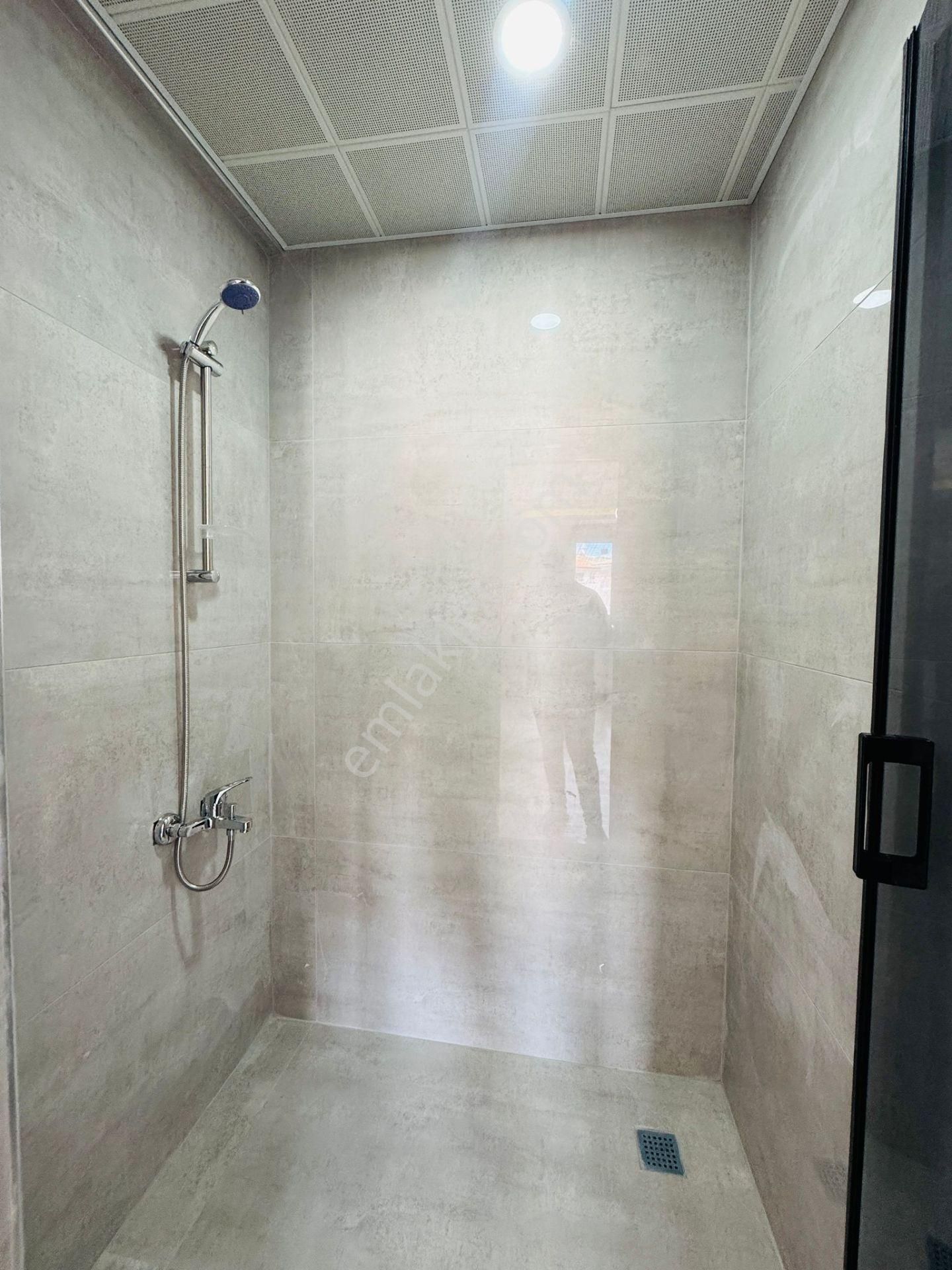 Keçiörende Benzersiz Yapıda Satılık 3+1 Lüx Daire - Görsel 17