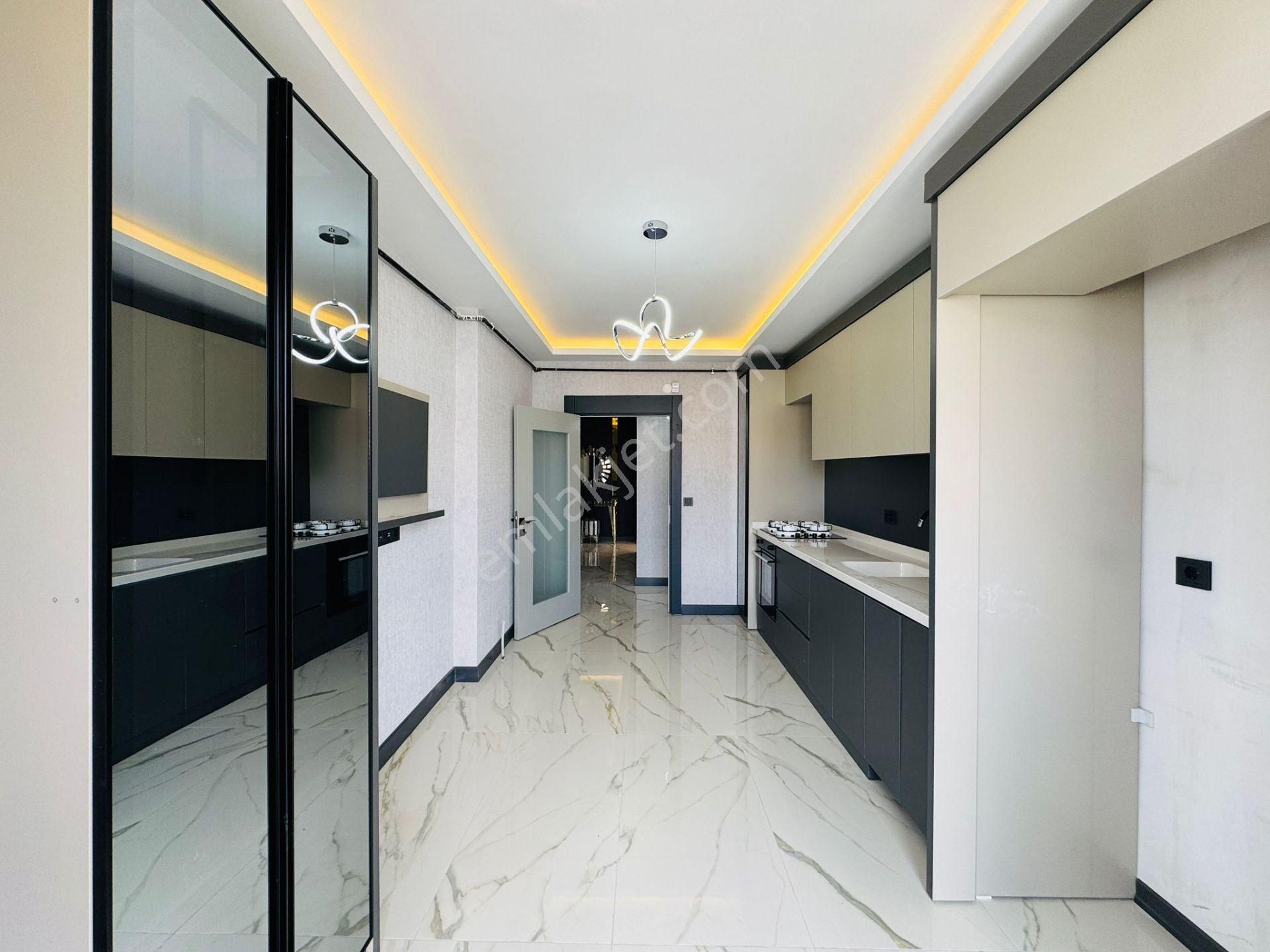 Keçiörende Benzersiz Yapıda Satılık 3+1 Lüx Daire