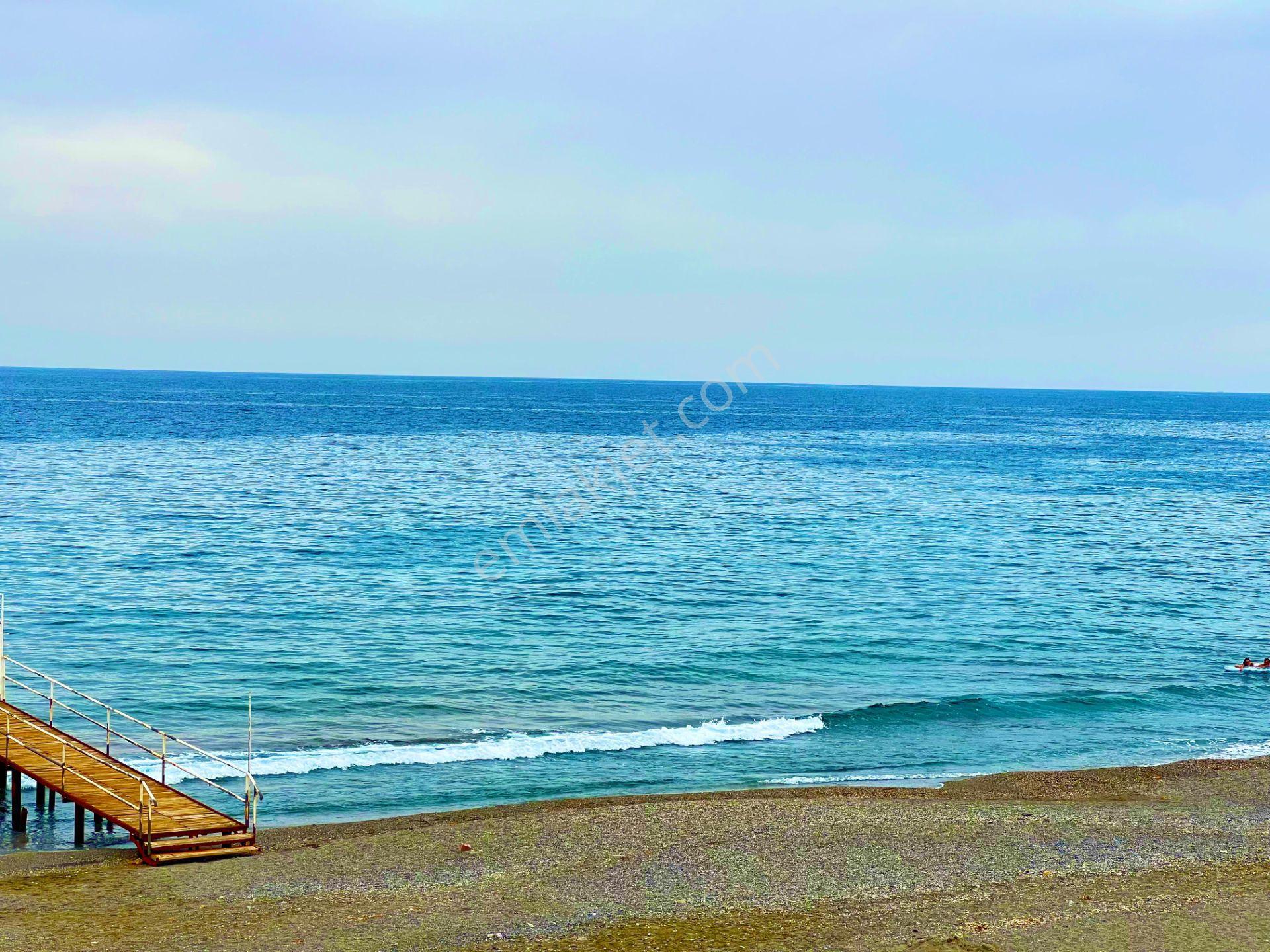 Alanya Mahmutlar Denize Sıfır 2+1kat 3 Siteye Ait Özel Pılajlı Daitemiz Satılık - Görsel 4