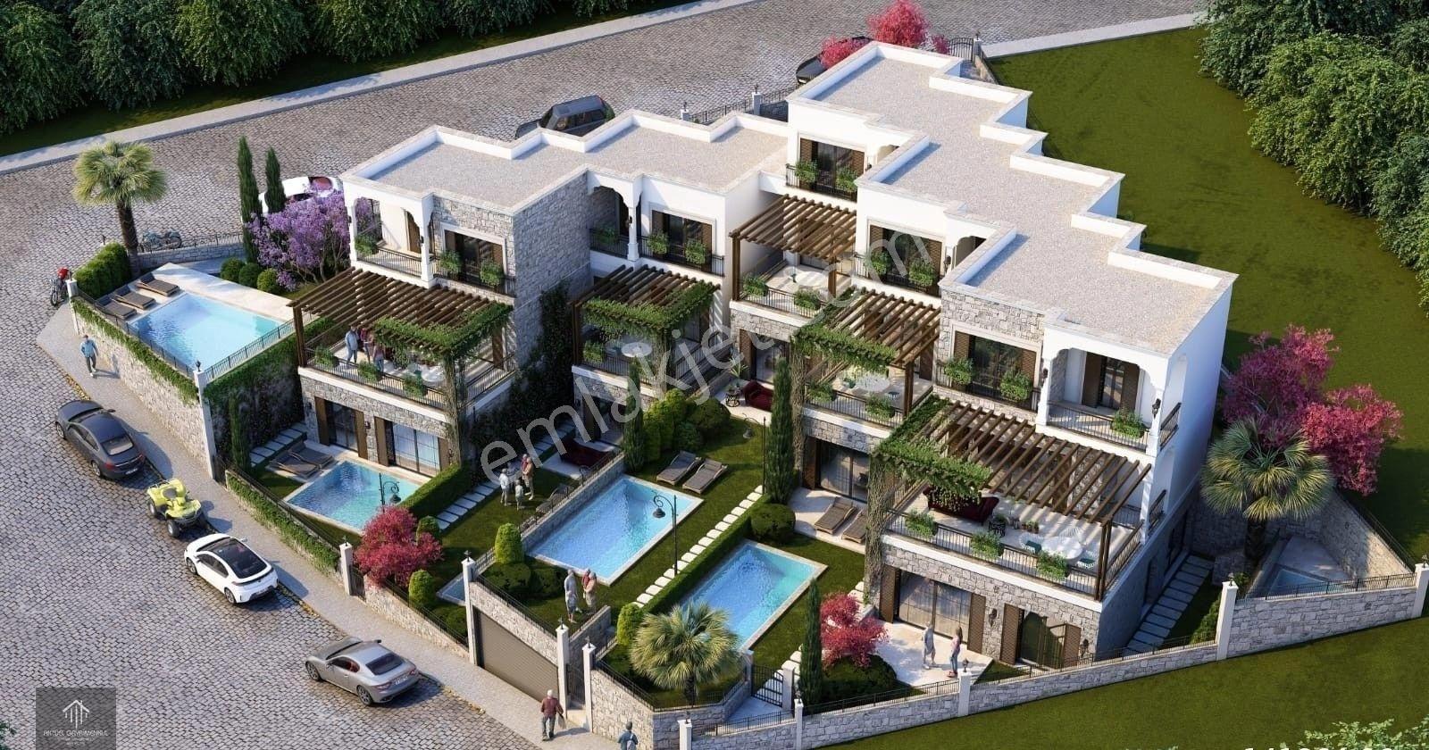 Kuşadası Soğucak Mah. De Deniz Manzaralı Müstakil Yapılı Satılık Daireler