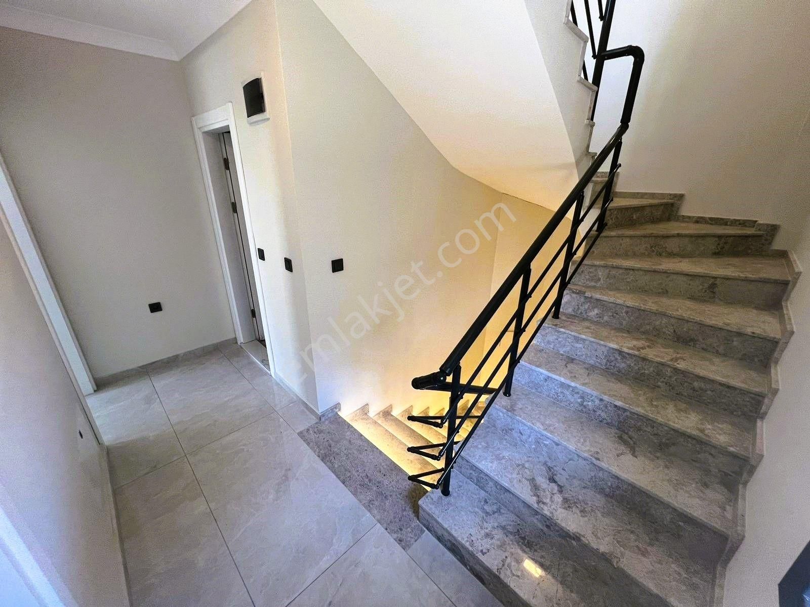 🏡🏡alçınar Emlaktan Yeni Mahallede Denize 200m Ultra Lüks - Görsel 3