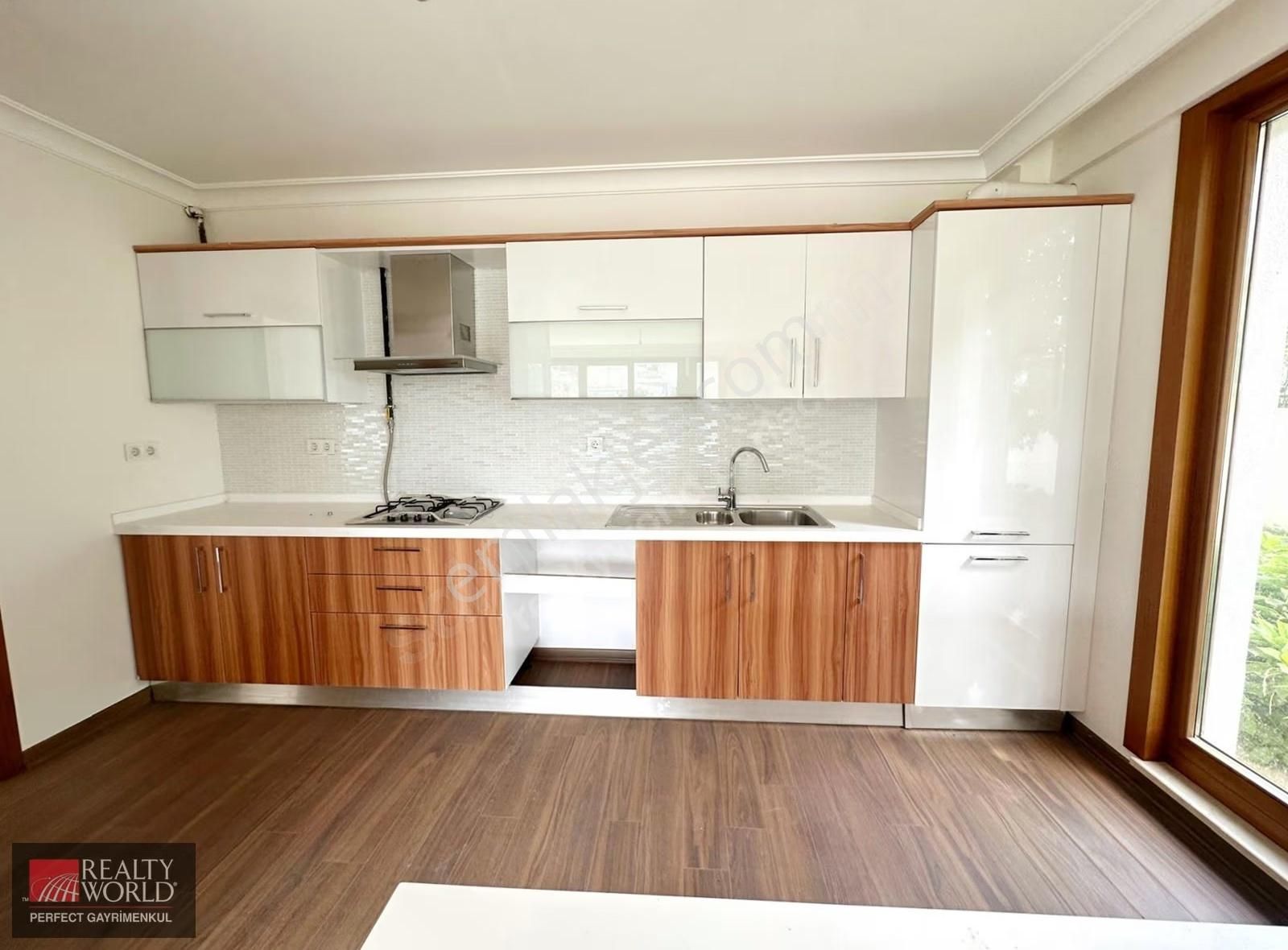 *realty World* Sarıyer Maden'de Geniş Bahçeli Satılık 3+1 Daire - Görsel 18