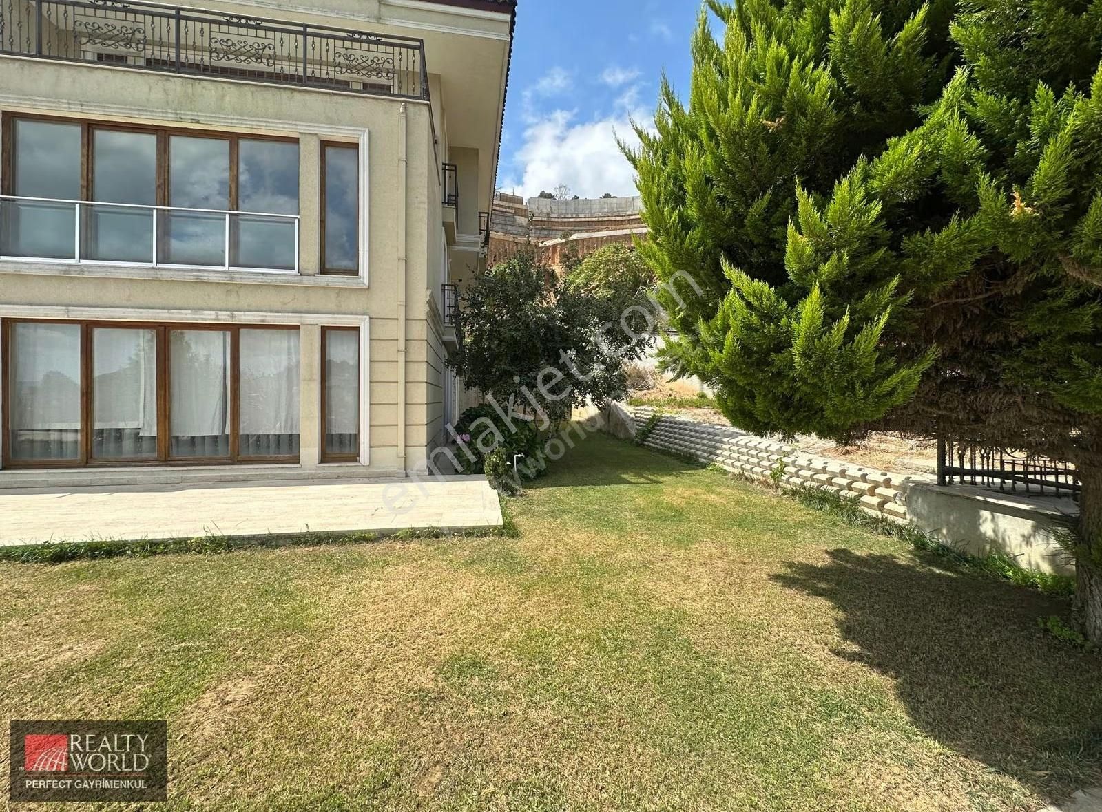 *realty World* Sarıyer Maden'de Geniş Bahçeli Satılık 3+1 Daire - Görsel 14