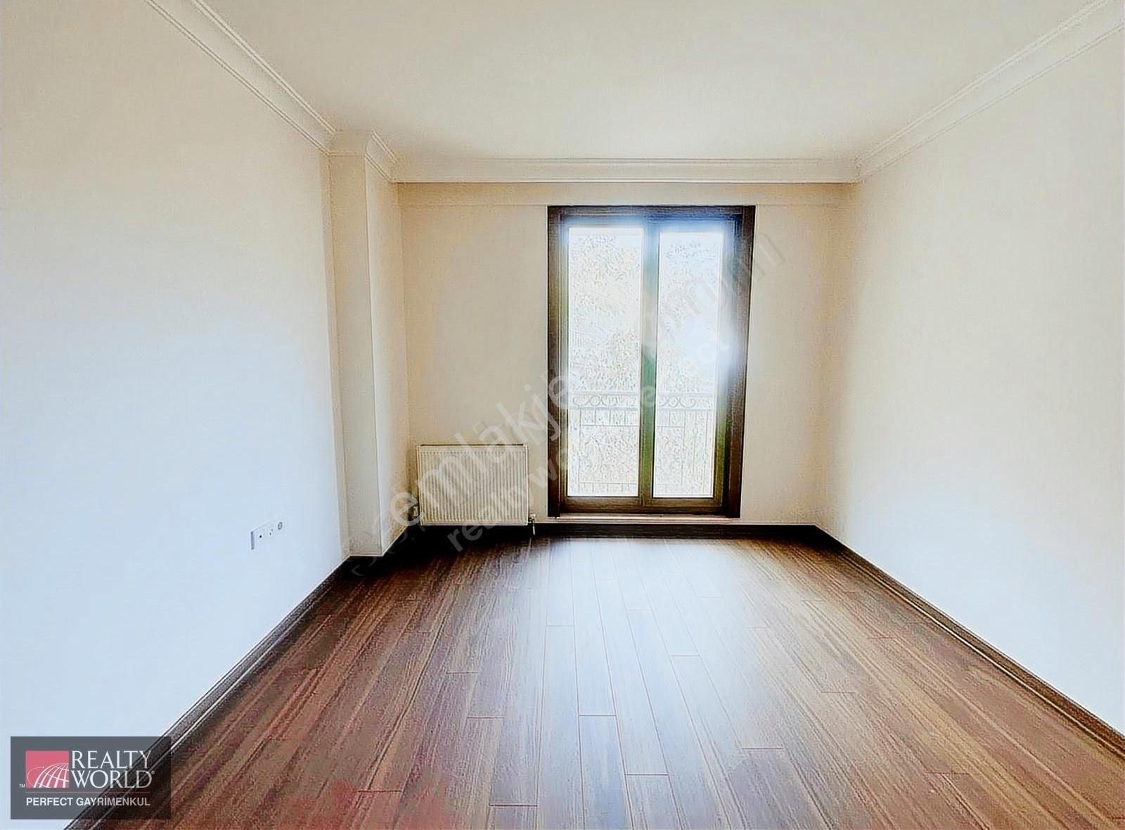 *realty World*sarıyer Maden'de Bahçeli Ara Kat Satılık 3+1 Daire - Görsel 4