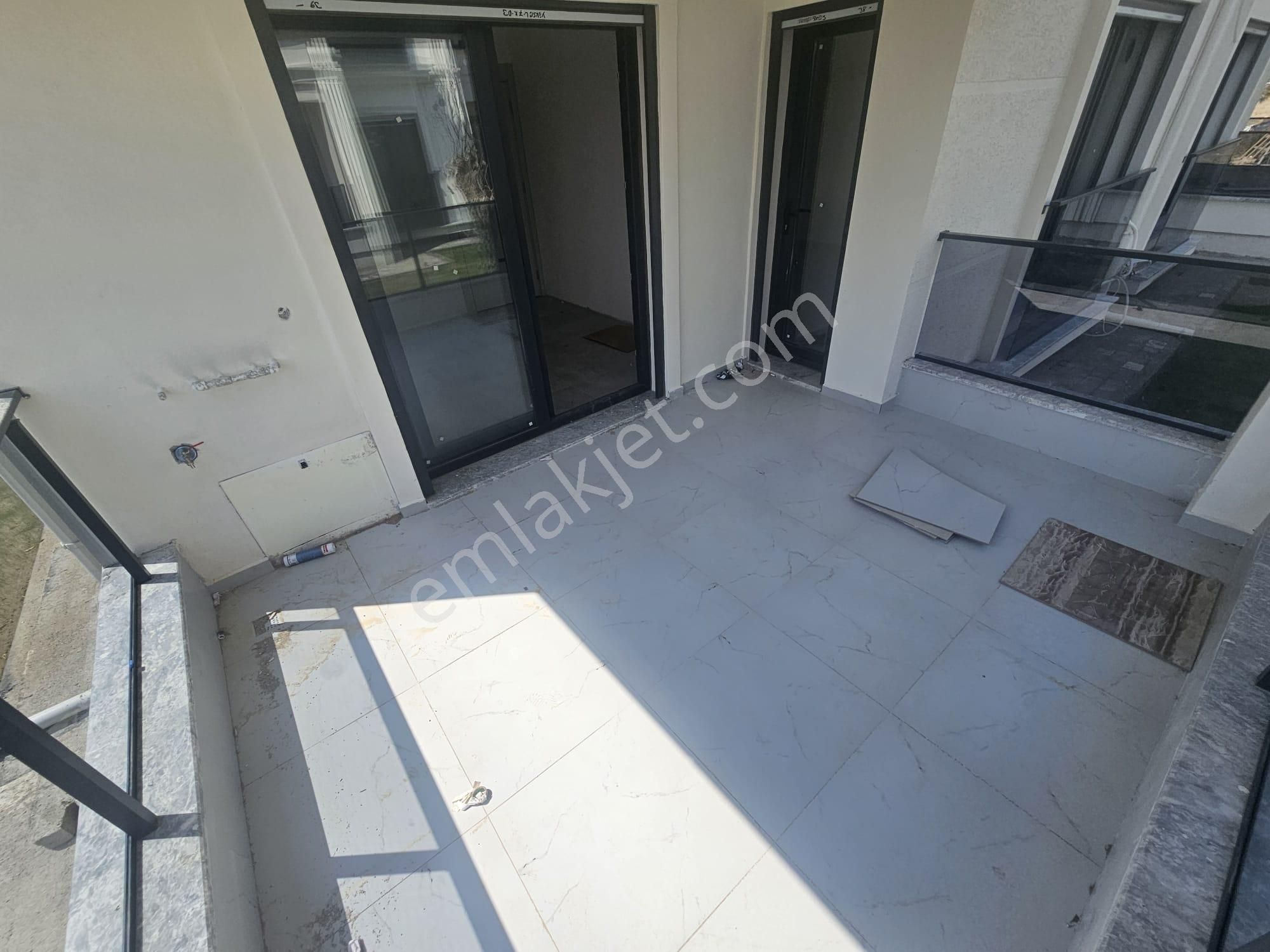 Ön Emlak'tan Burhaniye Merkeze Yakın Satılık Lüks 1+1 Daire! - Görsel 9