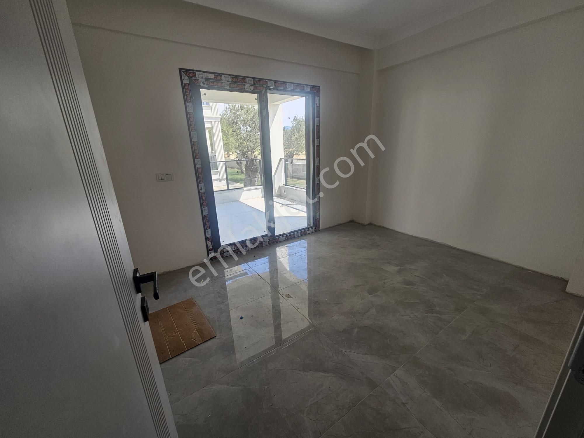 Ön Emlak'tan Burhaniye Merkeze Yakın Satılık Lüks 1+1 Daire! - Görsel 13