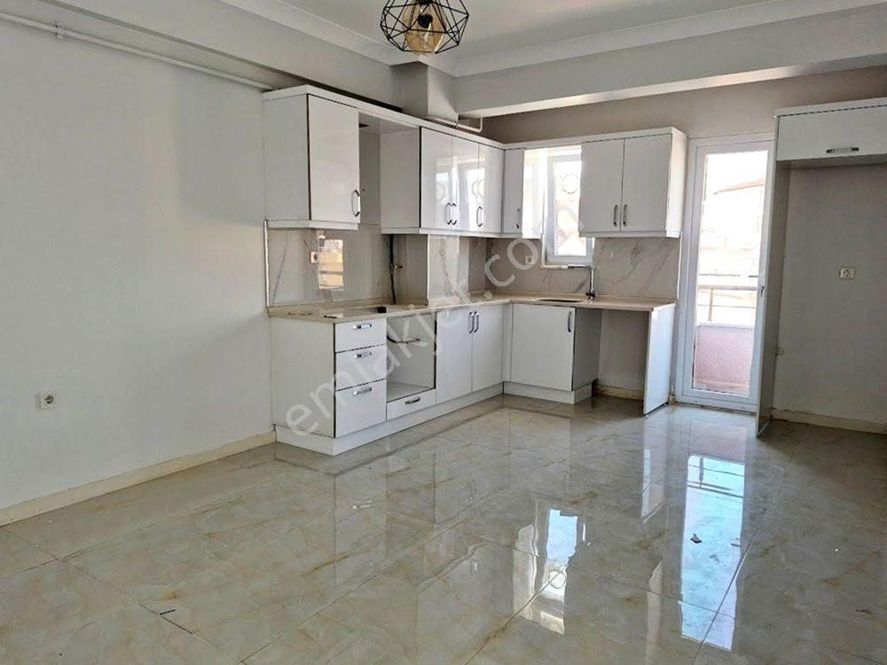 Adapazarı Akıncılar Mahallesinde Kiralık 2+1 Daire - Görsel 8