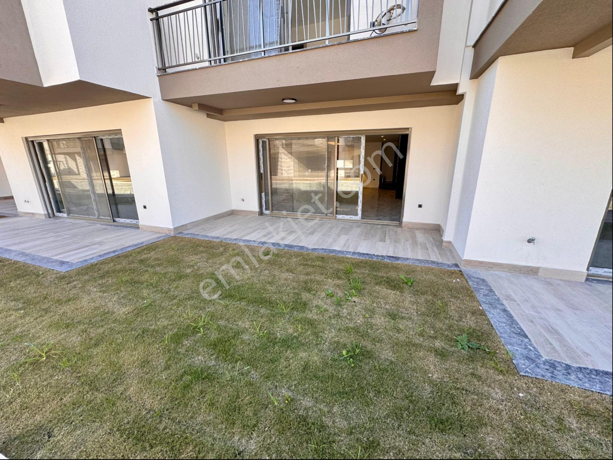 Kuşadası Soğucak Mah. De Denize Yürüme Mesafesinde Sıfır Villa - Görsel 13