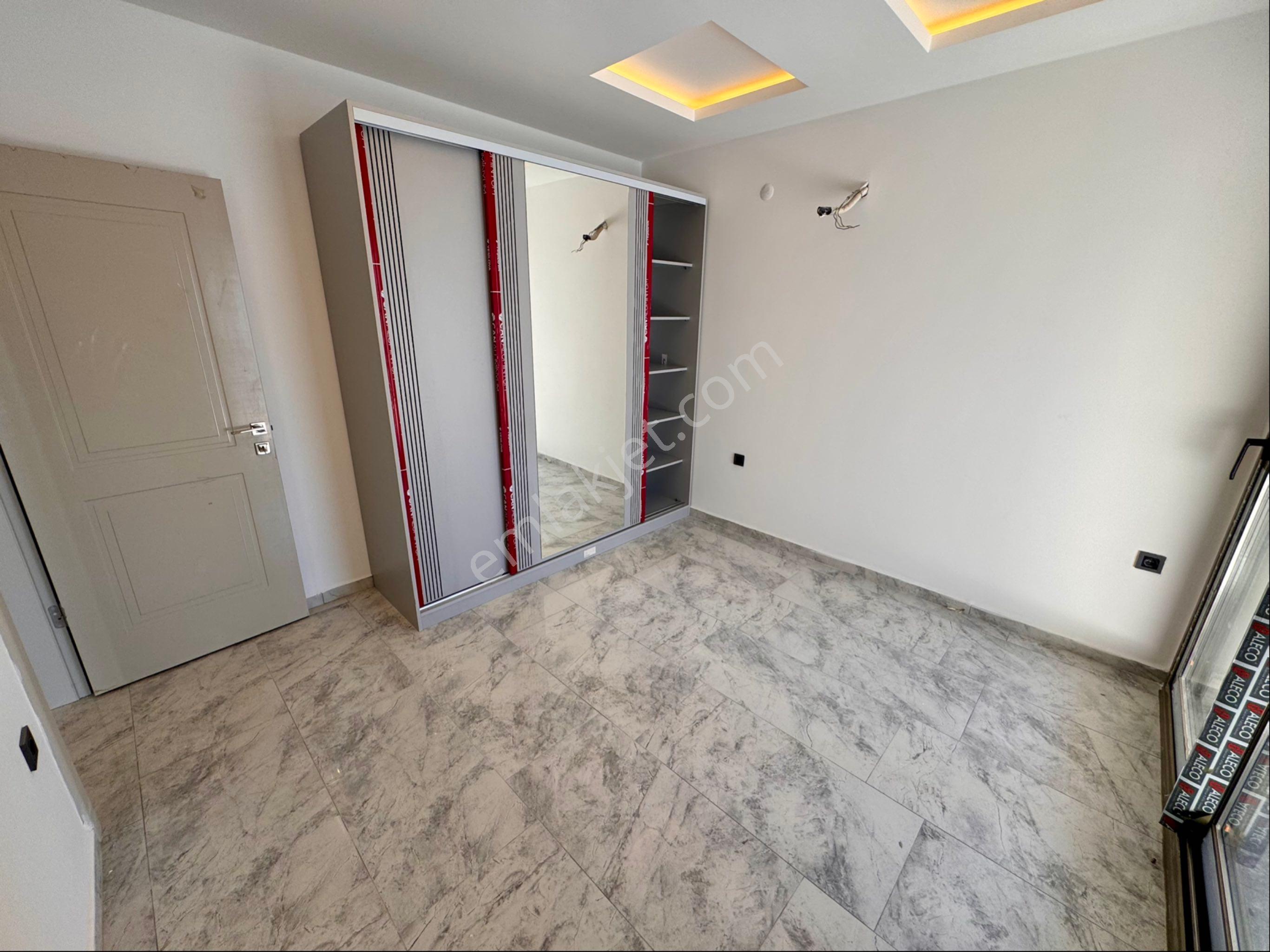 Kuşadası Soğucak Mah. De Denize Yürüme Mesafesinde Sıfır Villa - Görsel 25